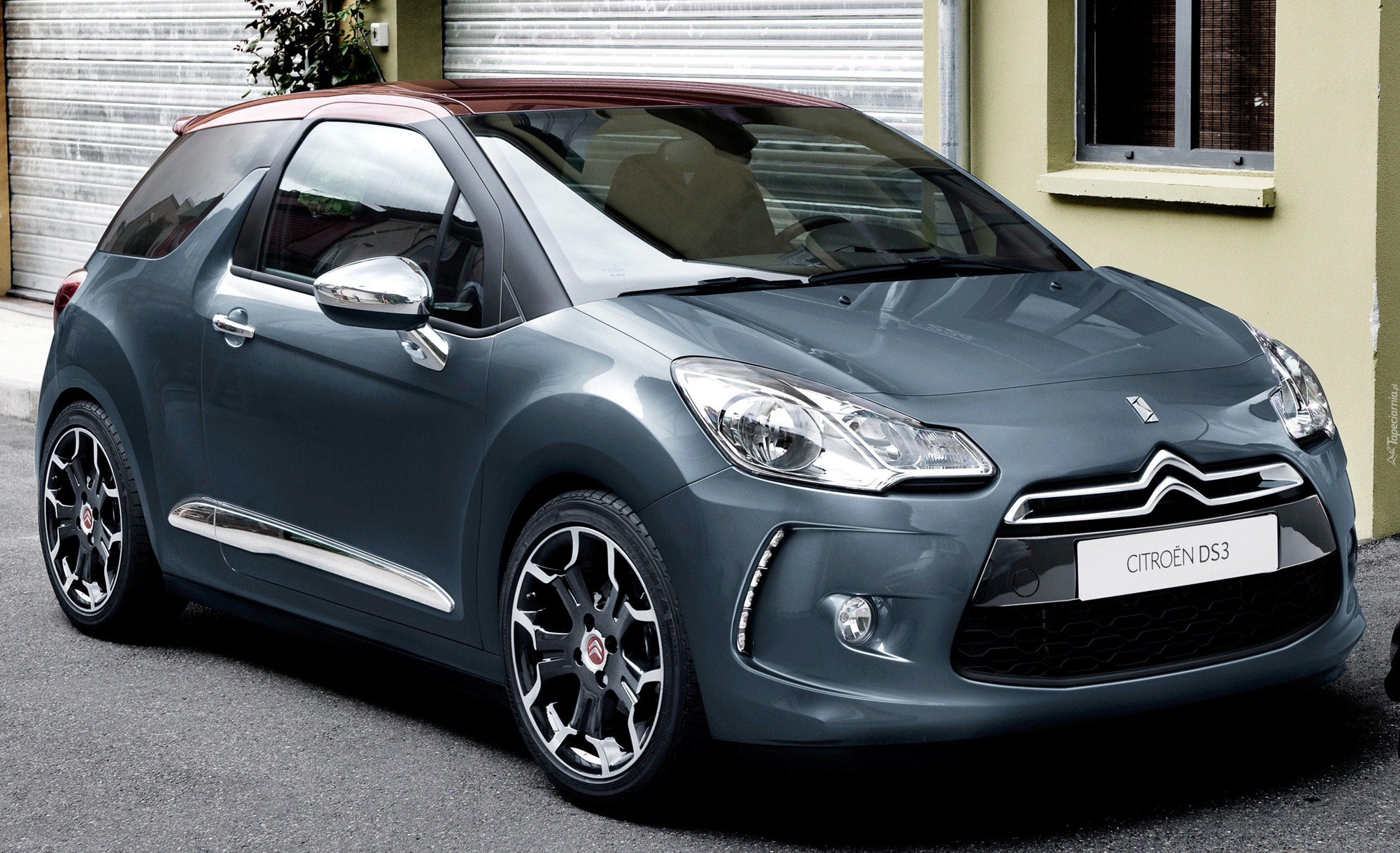 Citroen DS3, Maska, Halogeny