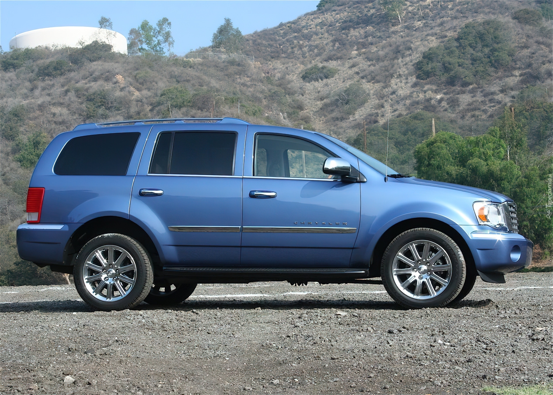 Chrysler Aspen, Strona, Pasażera