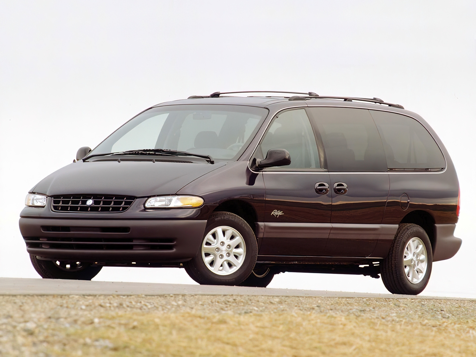 Grand Voyager II, Van