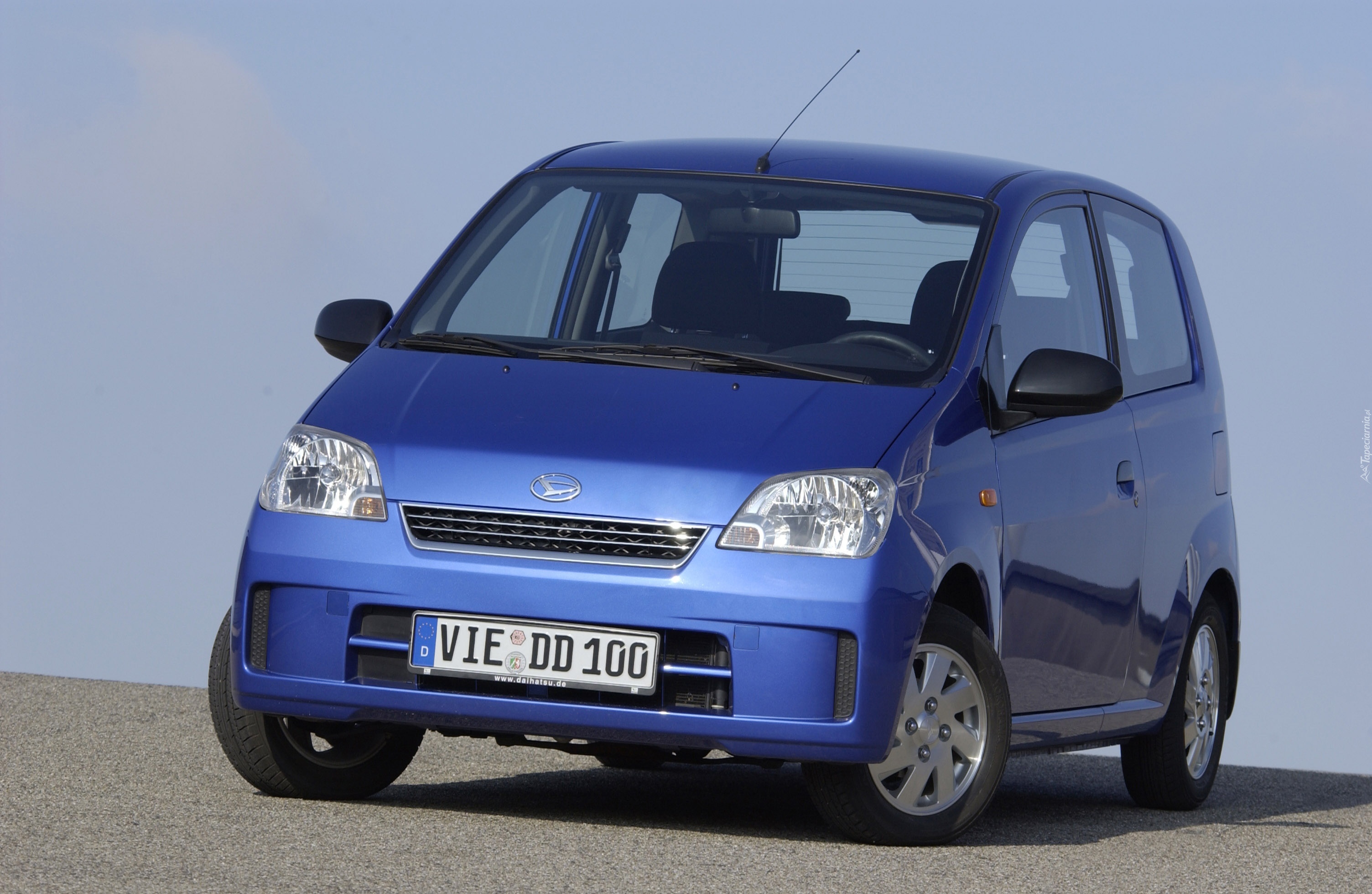 Nowe, Daihatsu Cuore, Maska