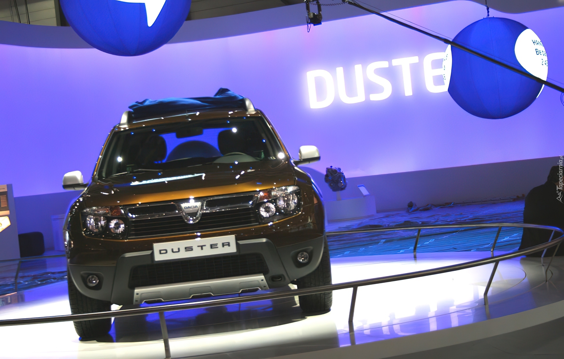 Debiut, Dacia Duster