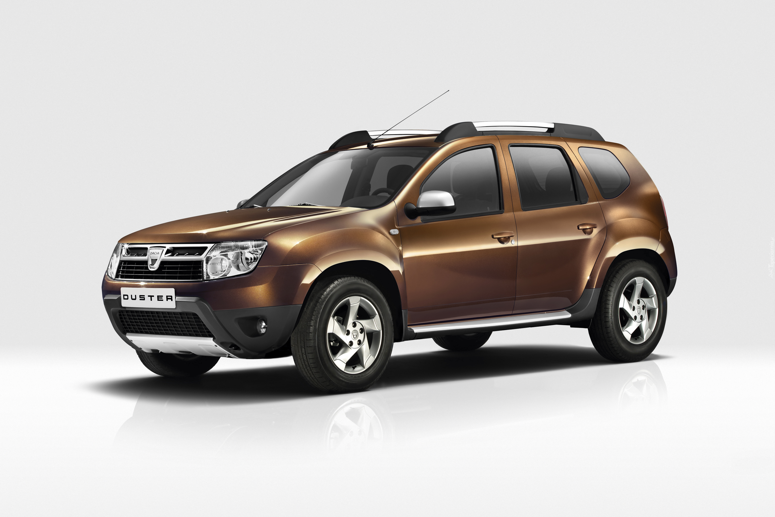 Dacia Duster, Antena