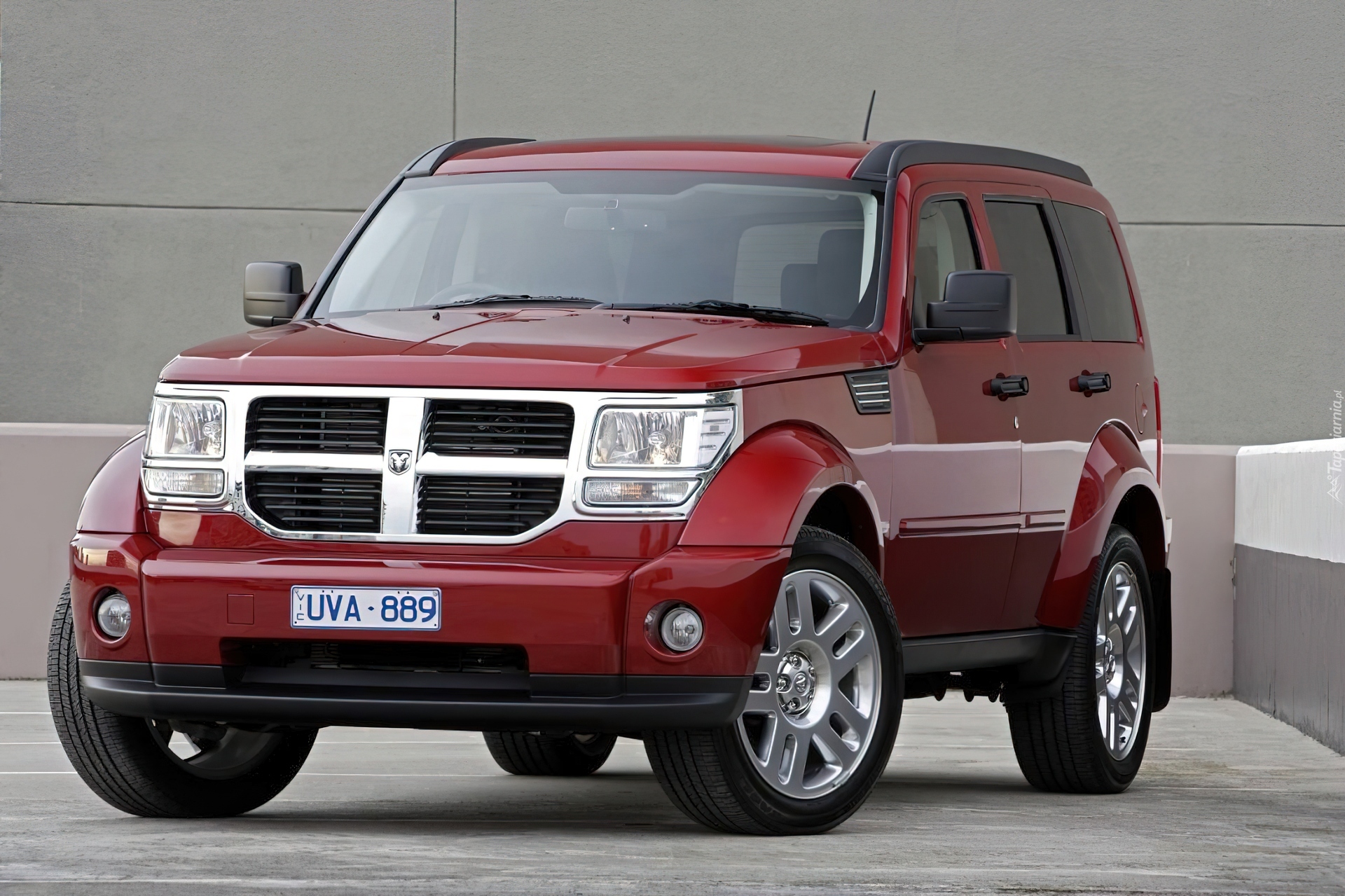 Dodge Nitro, Szyba, Przednia