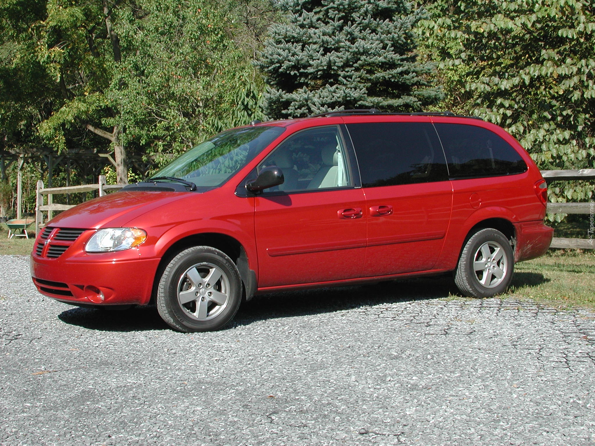 Czerwony, Dodge Caravan, Van