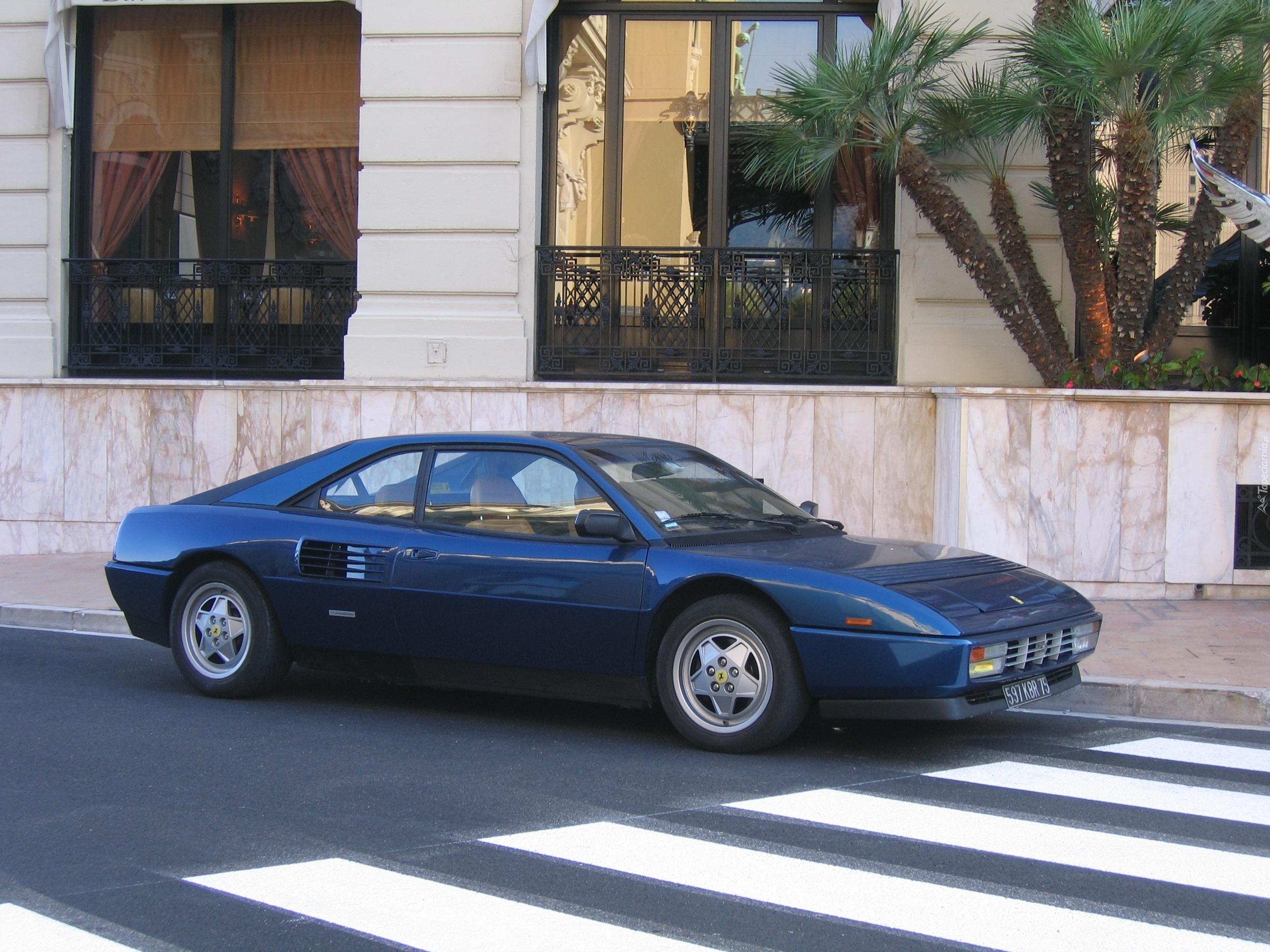 Niebieskie, Ferrari Mondial