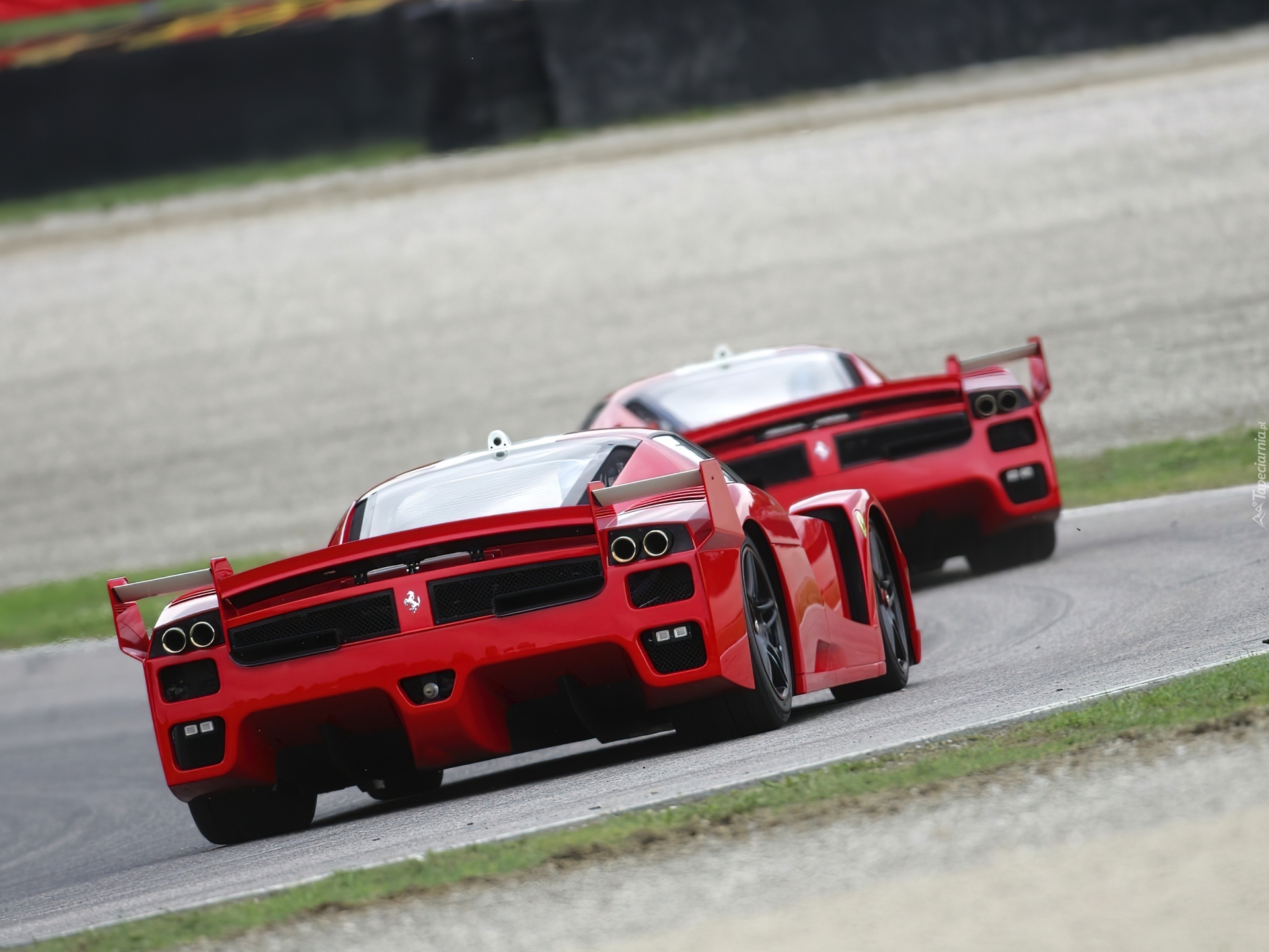 Ferrari FXX, Rury, Wydechowe