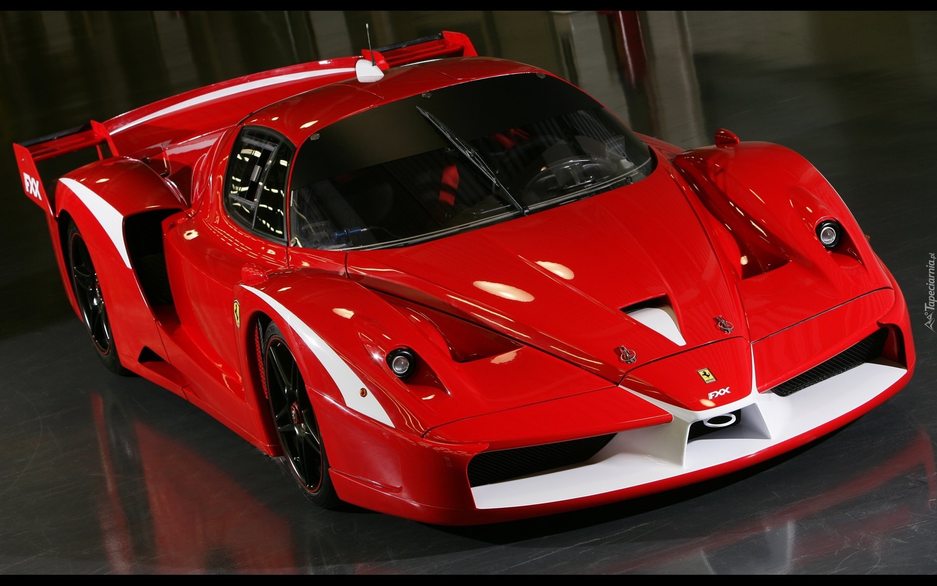 Ferrari FXX, Spojler