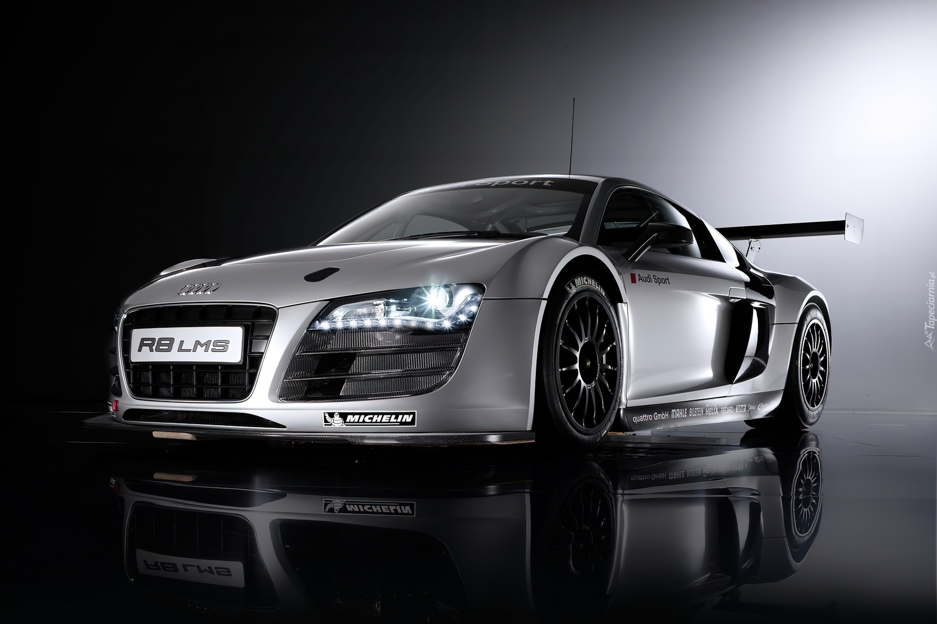 Audi R8, Michelin, Opony