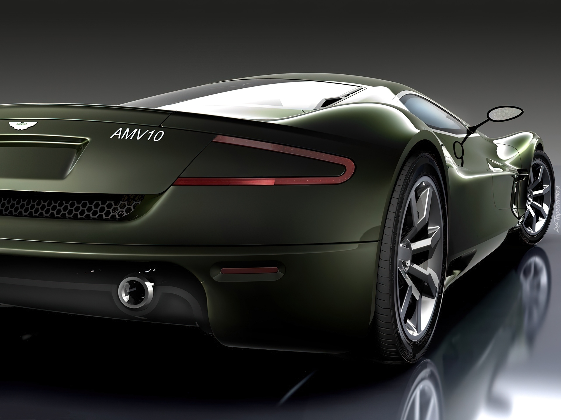 Aston Martin AMV10