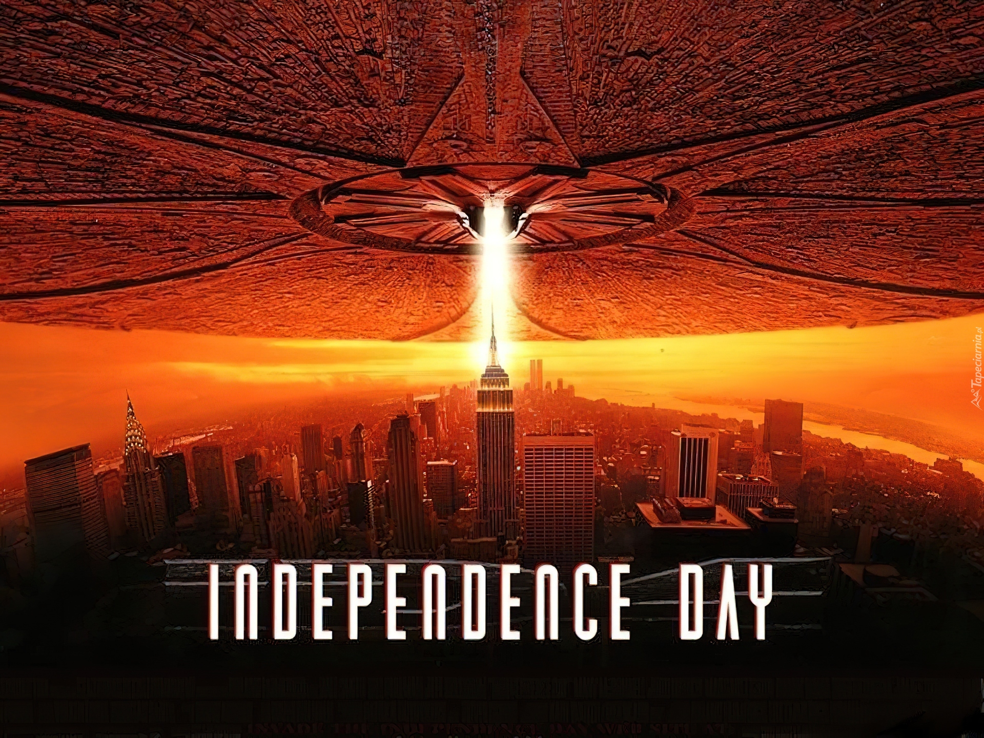 Independence Day, Kosmici