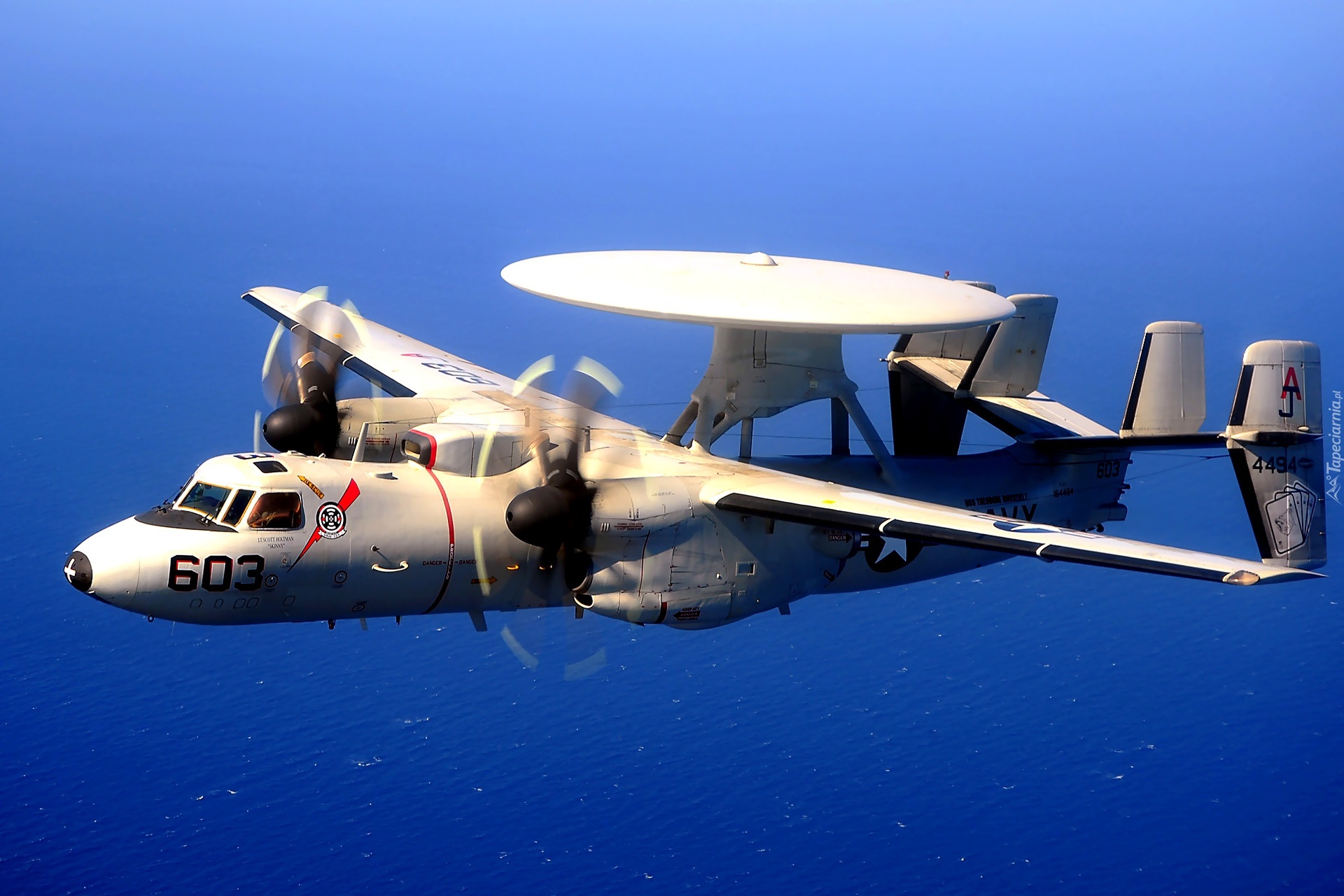 Grumman E-2C Hawkeye, Radar, AWACS