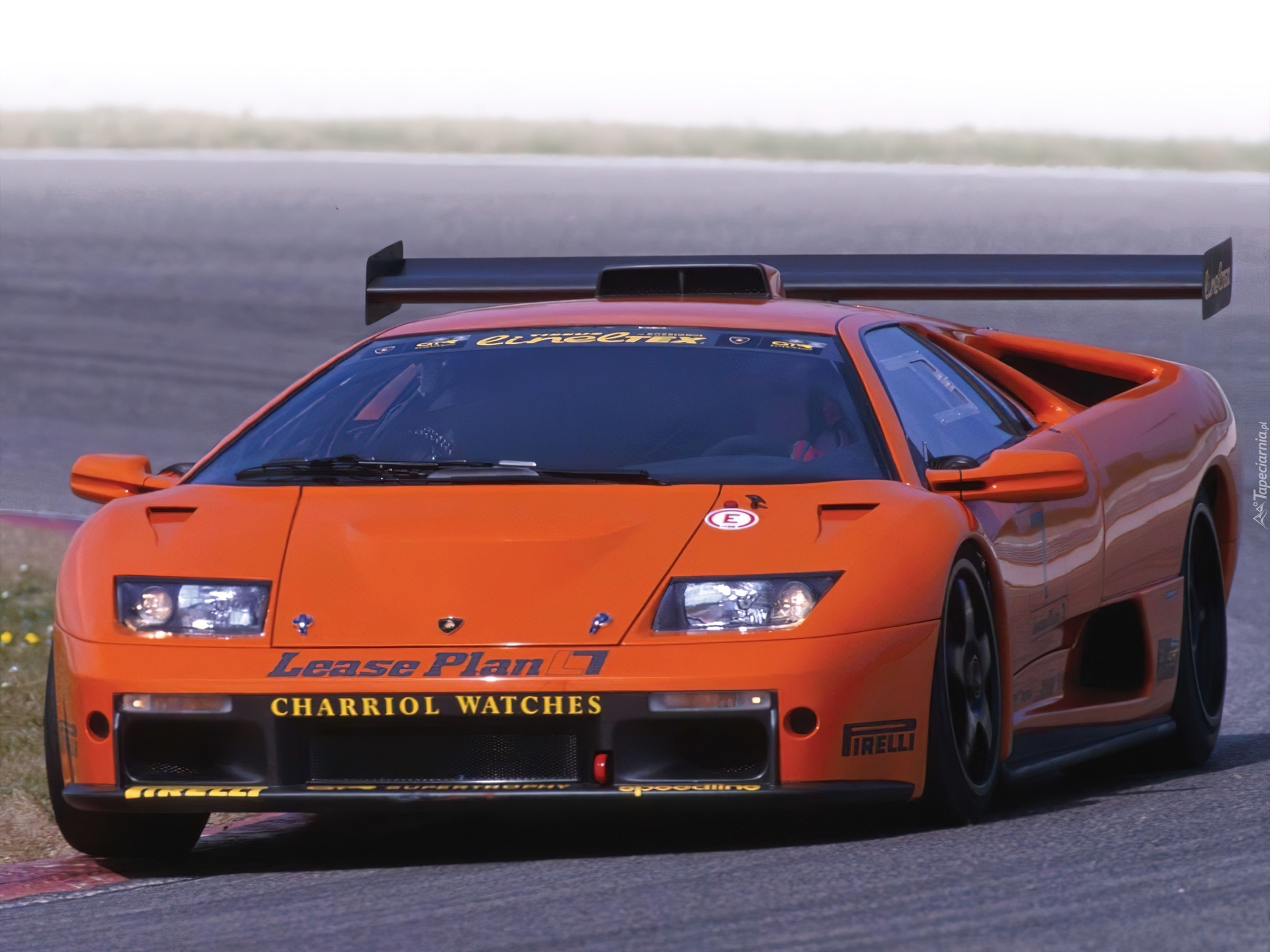 Lamborghini Diablo, Spojler