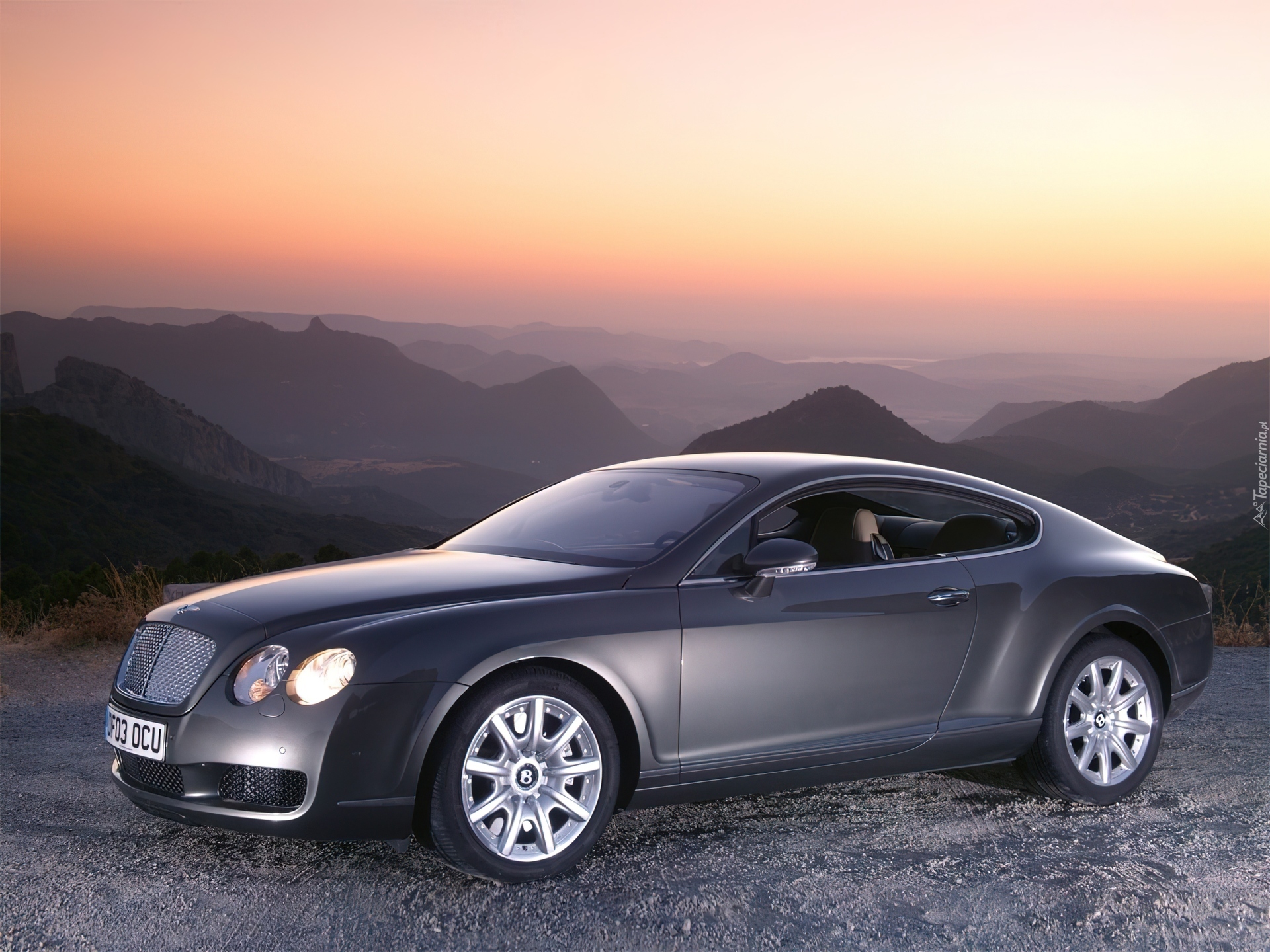 Bentley Continental GT, Brak, Słupka