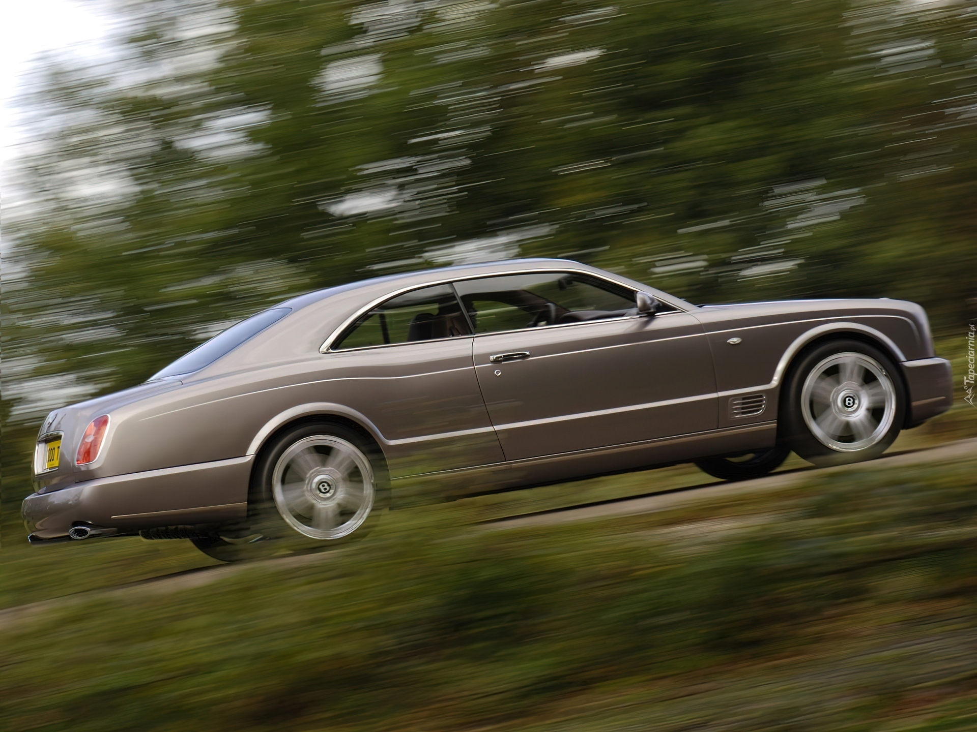 Bentley Brooklands, Eleganckie, Coupe