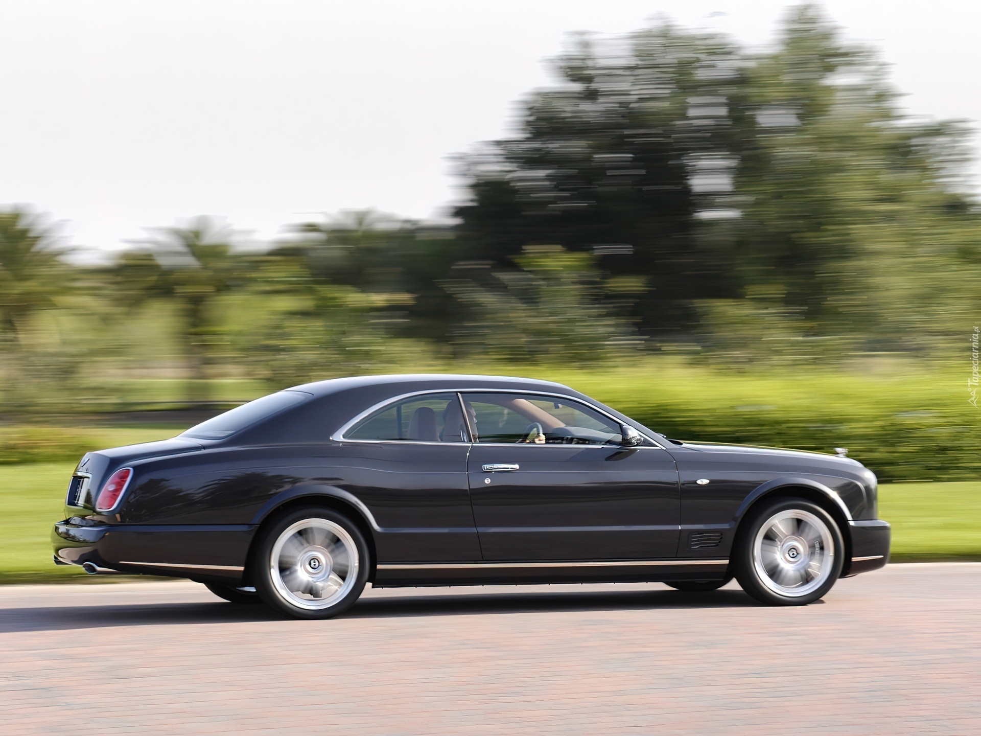 Bentley Brooklands, Sportowe, Osiągi