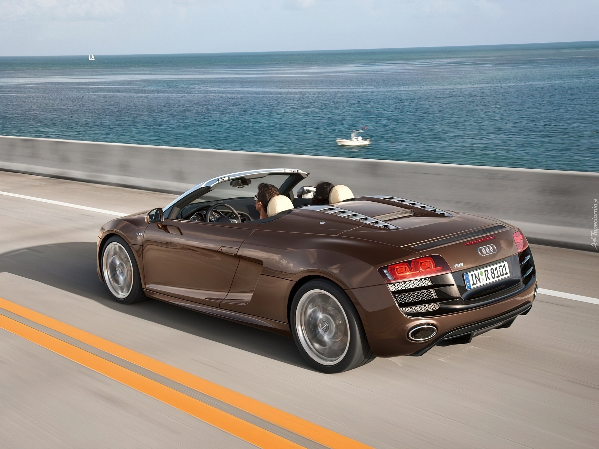 Audi R8 Spyder, Morze