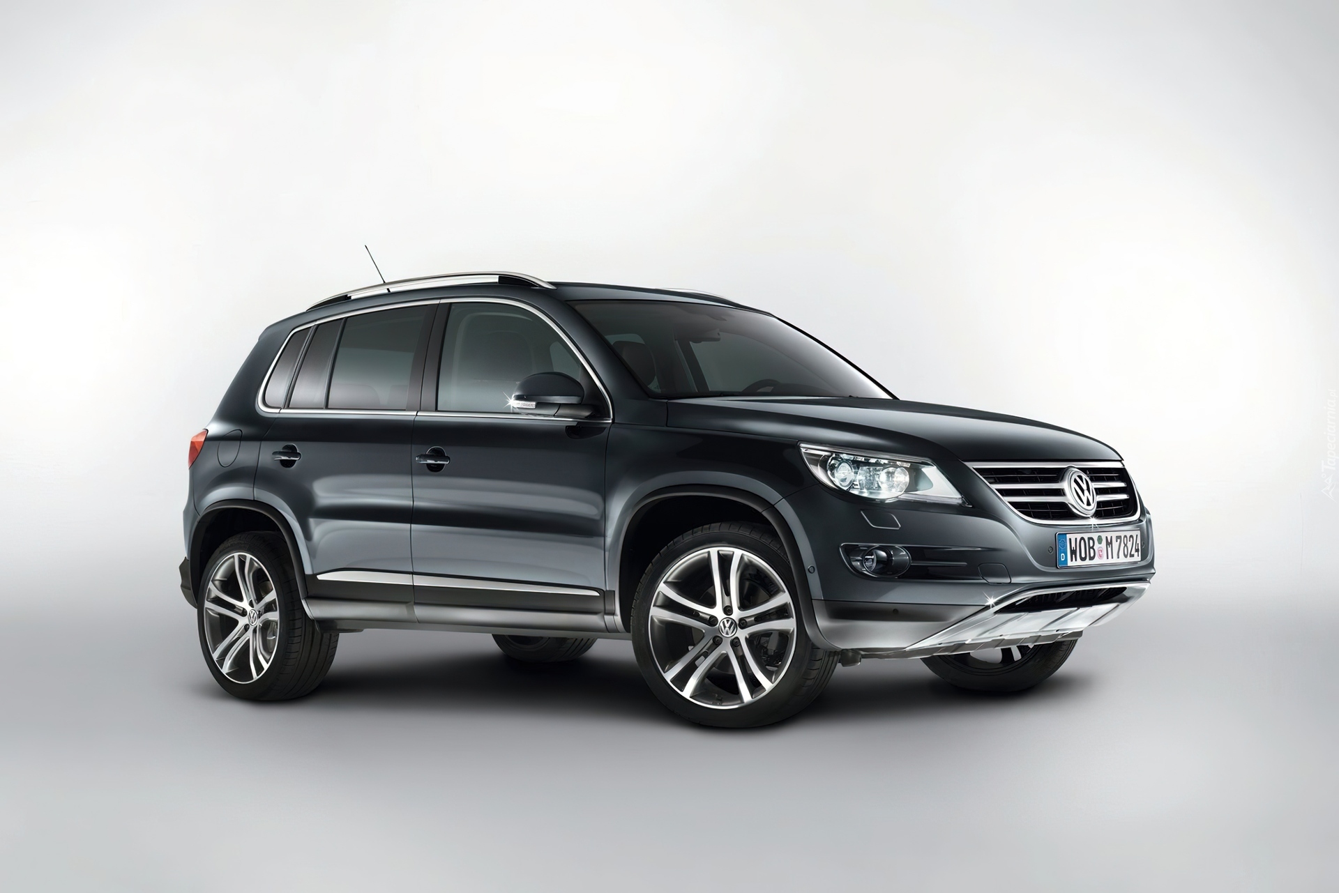 Czarny, Volkswagen Tiguan