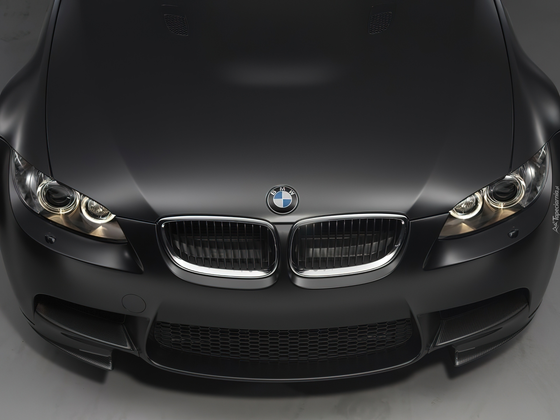 Капот в черный цвет. BMW m3 Competition Black. BMW 5 Black Matte. БМВ 3 черная матовая. БМВ 7 черная матовая.