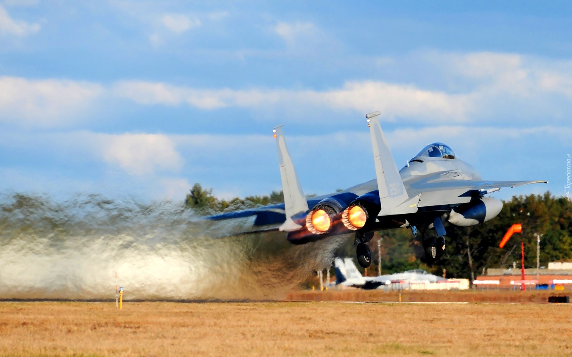 F-15E Strike Eagle, Silniki, Odrzutowe, Start