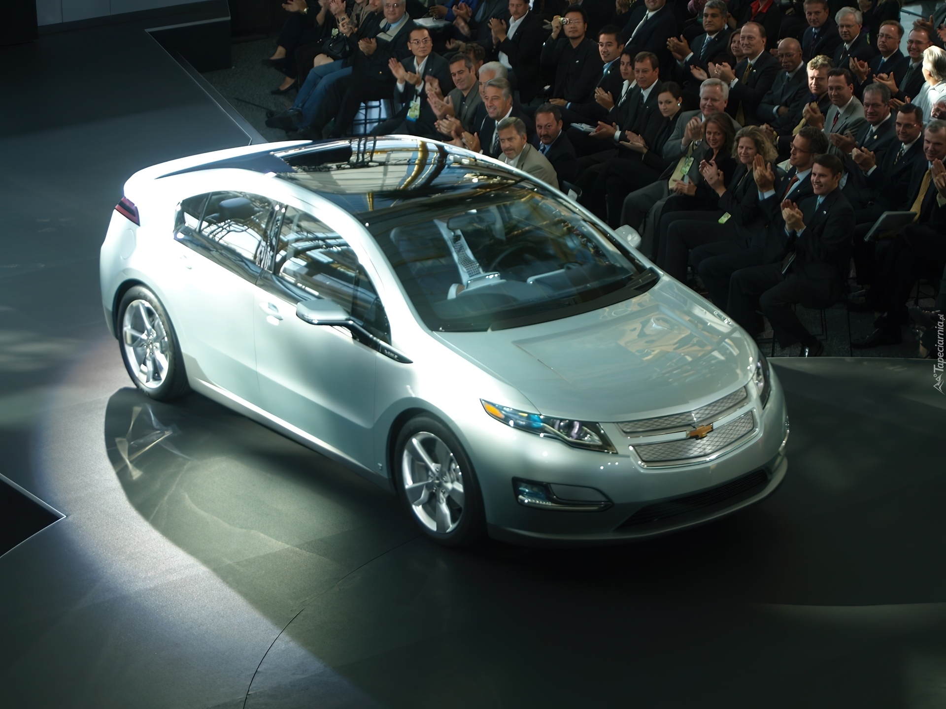 Chevrolet volt 2022. Chevrolet Volt 2011. Chevrolet Volt 2. Шевроле вольт 2022. Шевроле вольт 1 поколения.