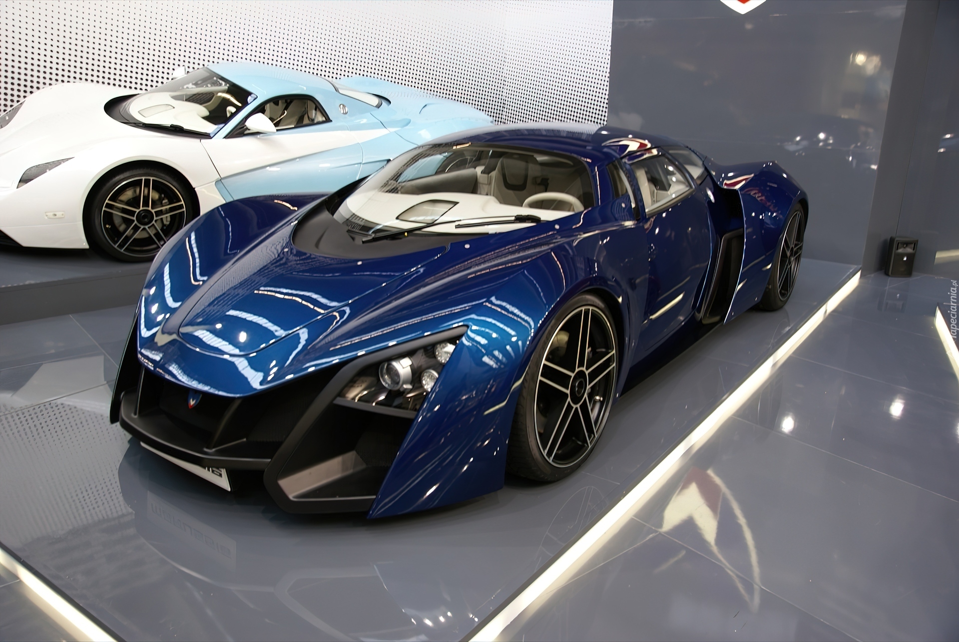 Дорогие машины марки в россии. Marussia b2. Спорткар Marussia b2.