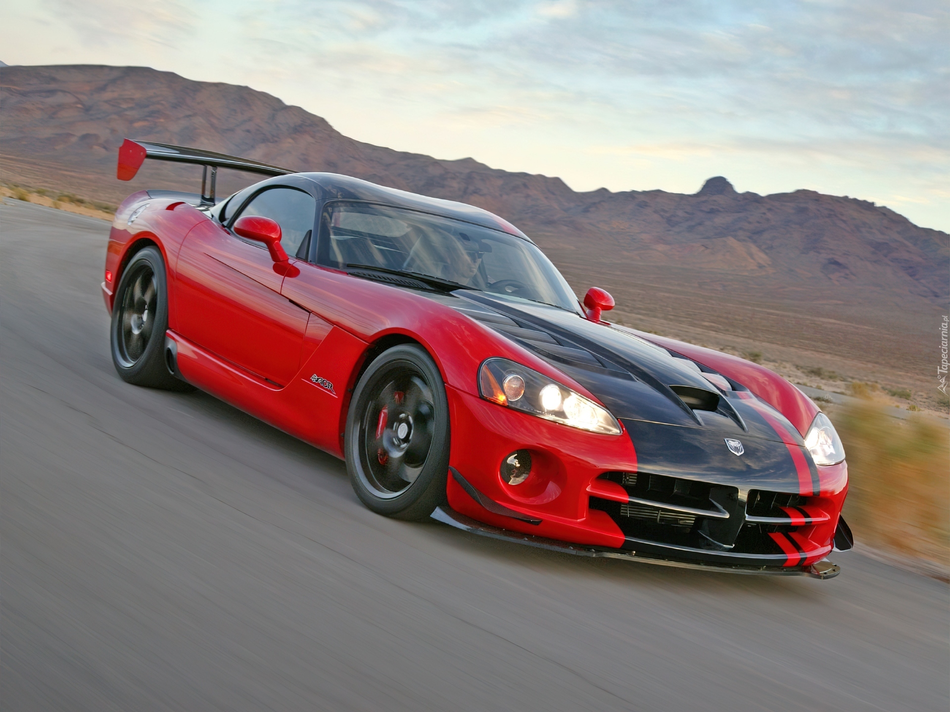 Czerwony, Dodge Viper, Halogeny