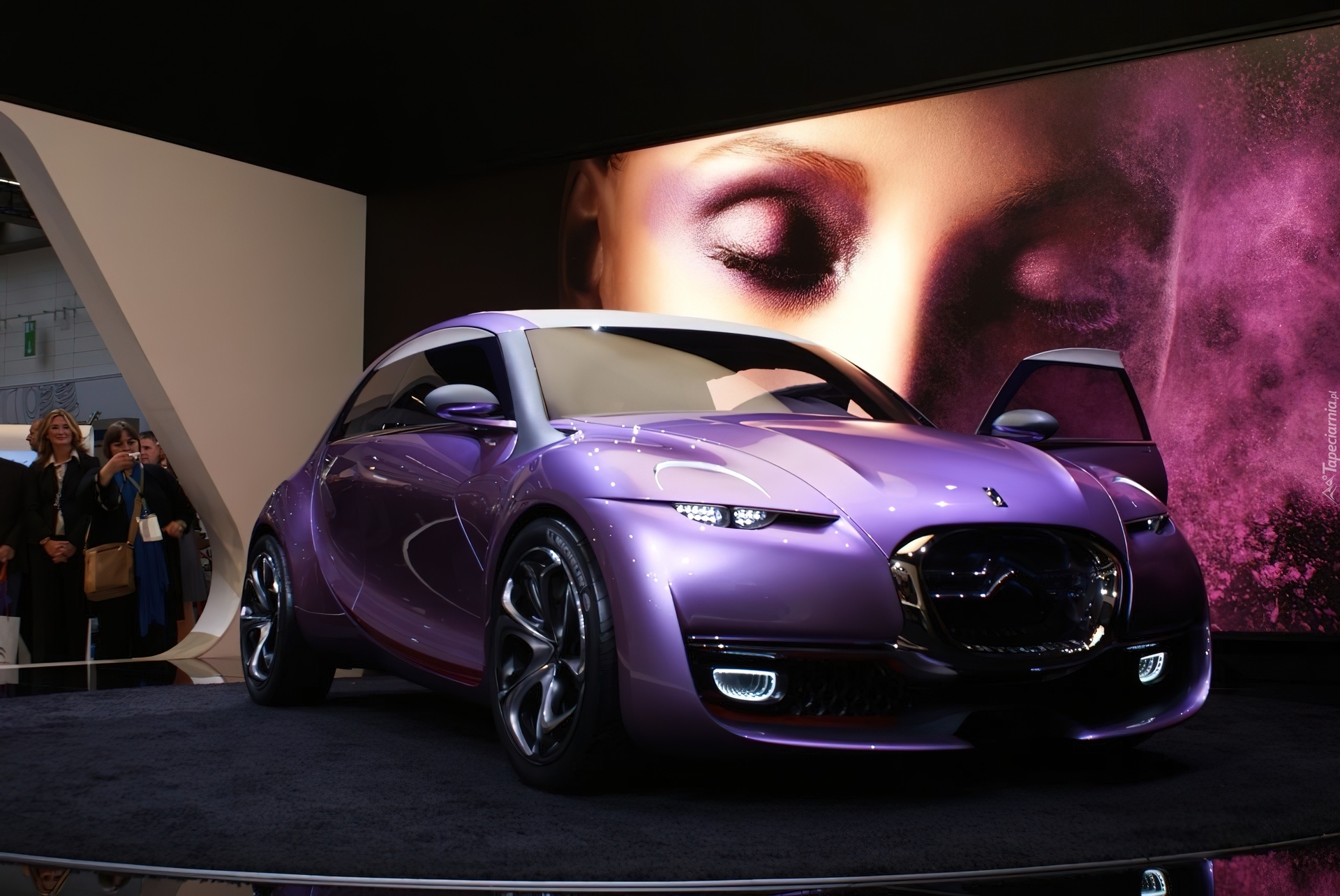 Prezentacja, Citroen Revolte