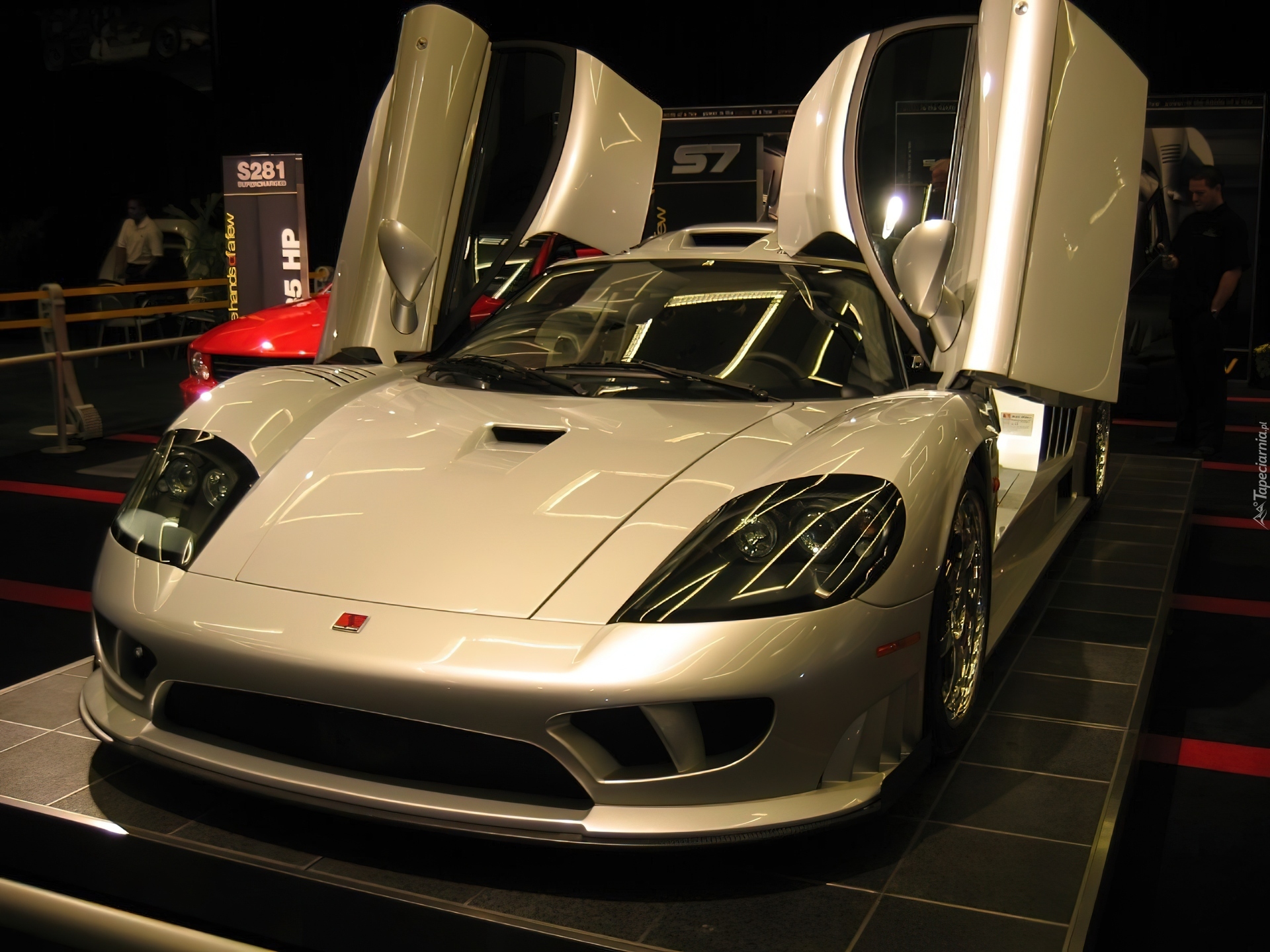 Prezentacja, Saleen S7, Maska