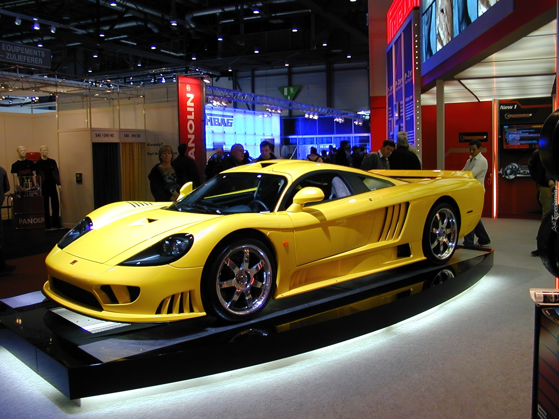 Saleen S7, Debiut, Na, Wystawie