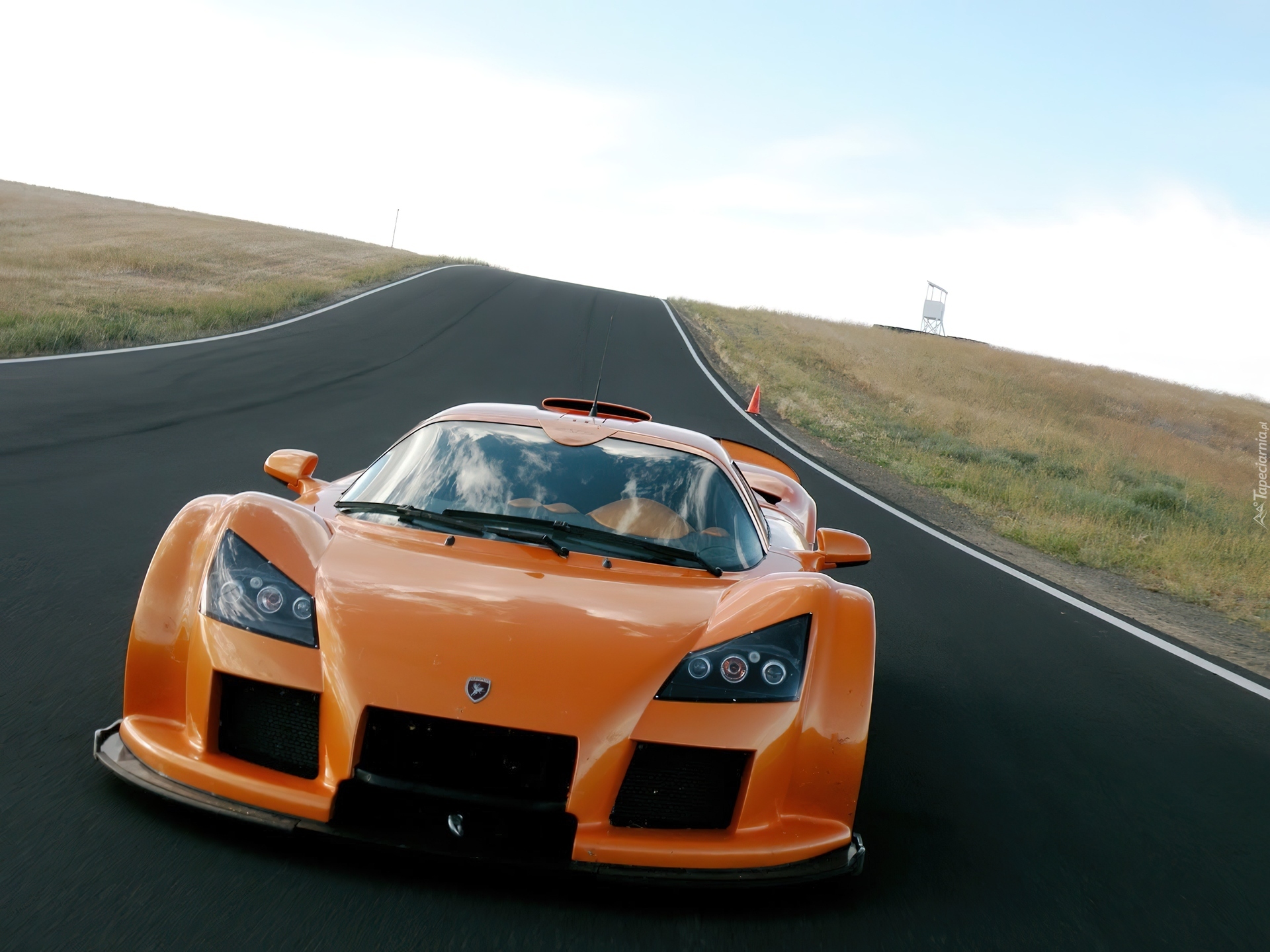 Gumpert Apollo, Reflektory, Maska