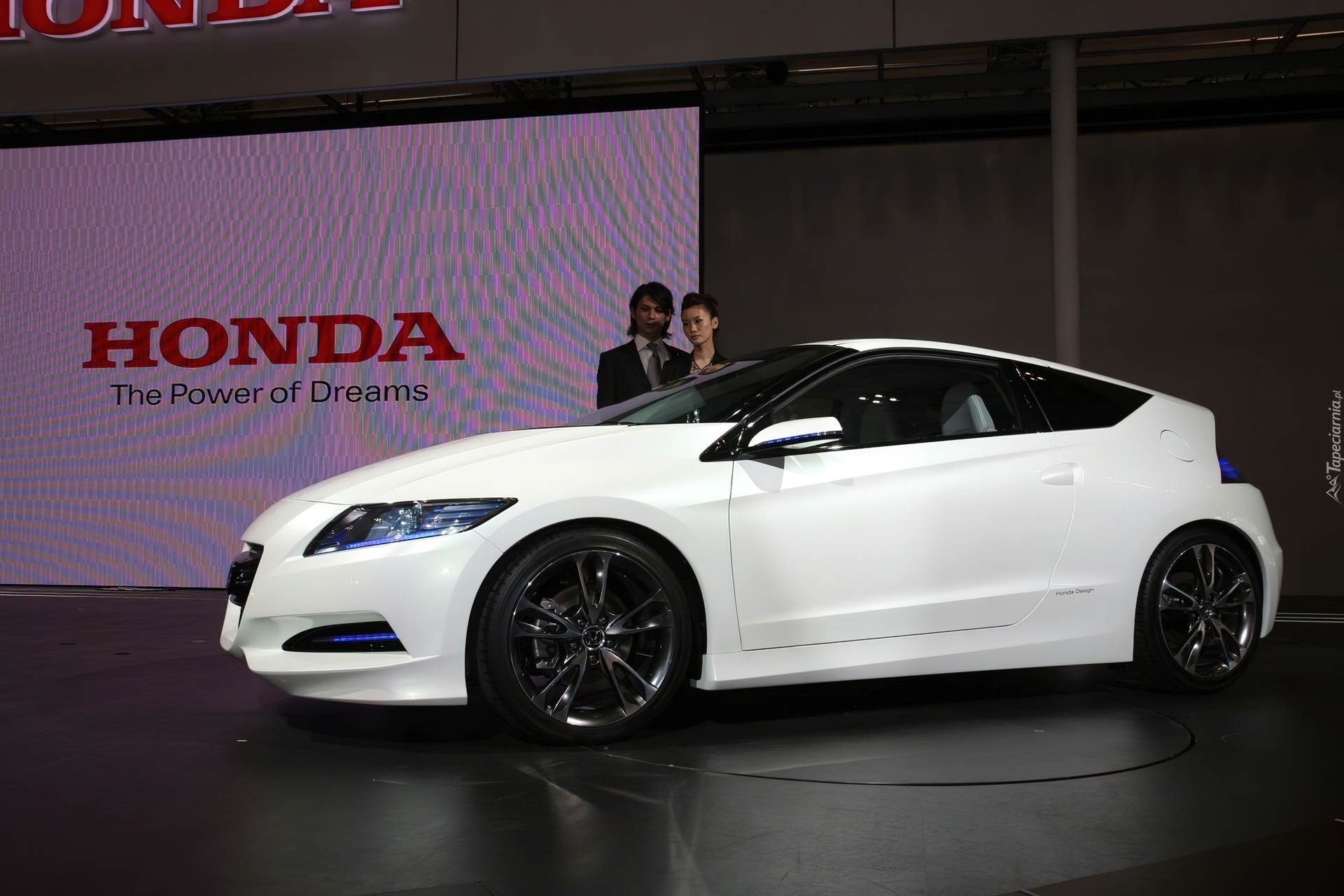 Debiut, Honda CR-Z, Japonia