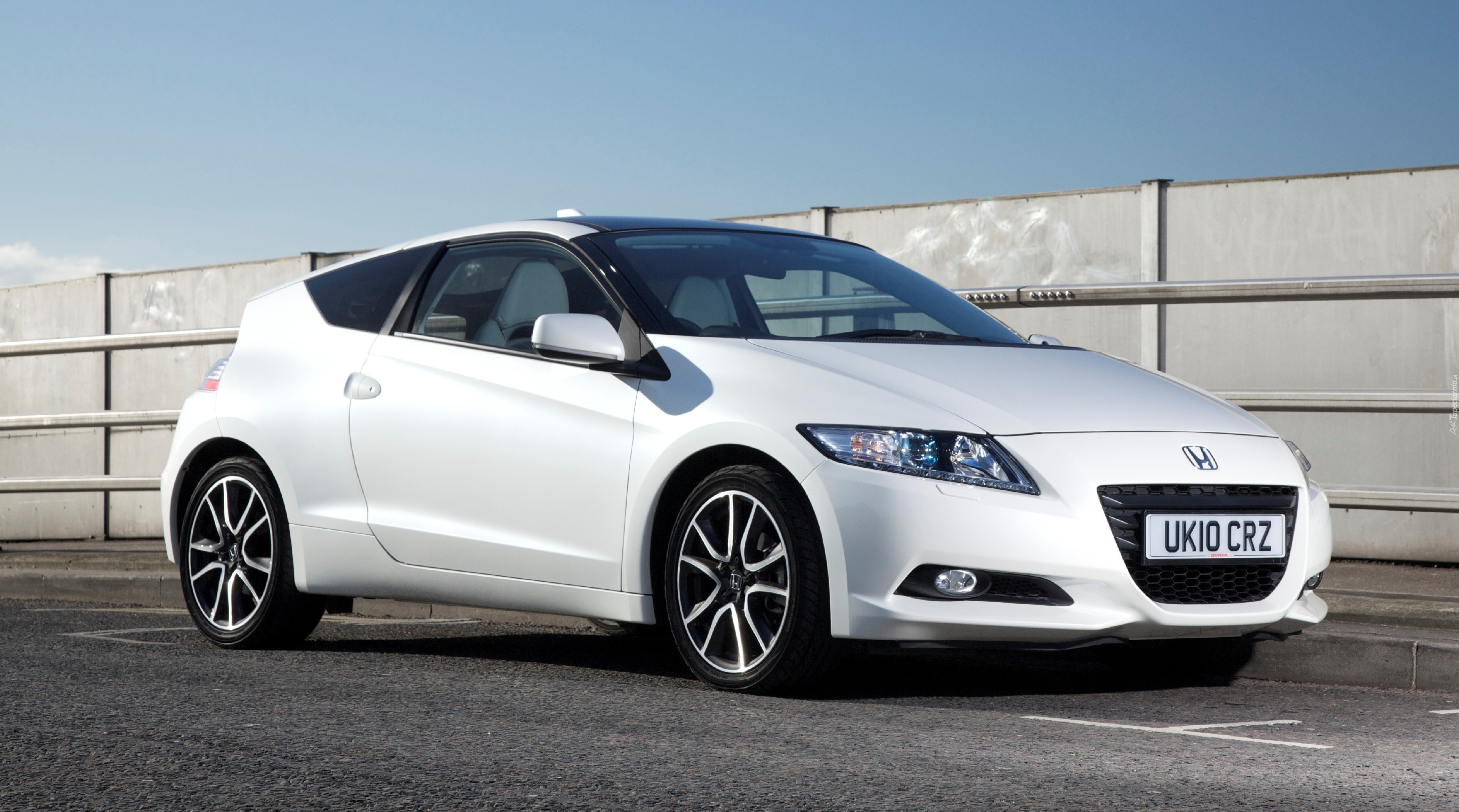 Biała, Honda CR-Z, Linia, Nadwozia