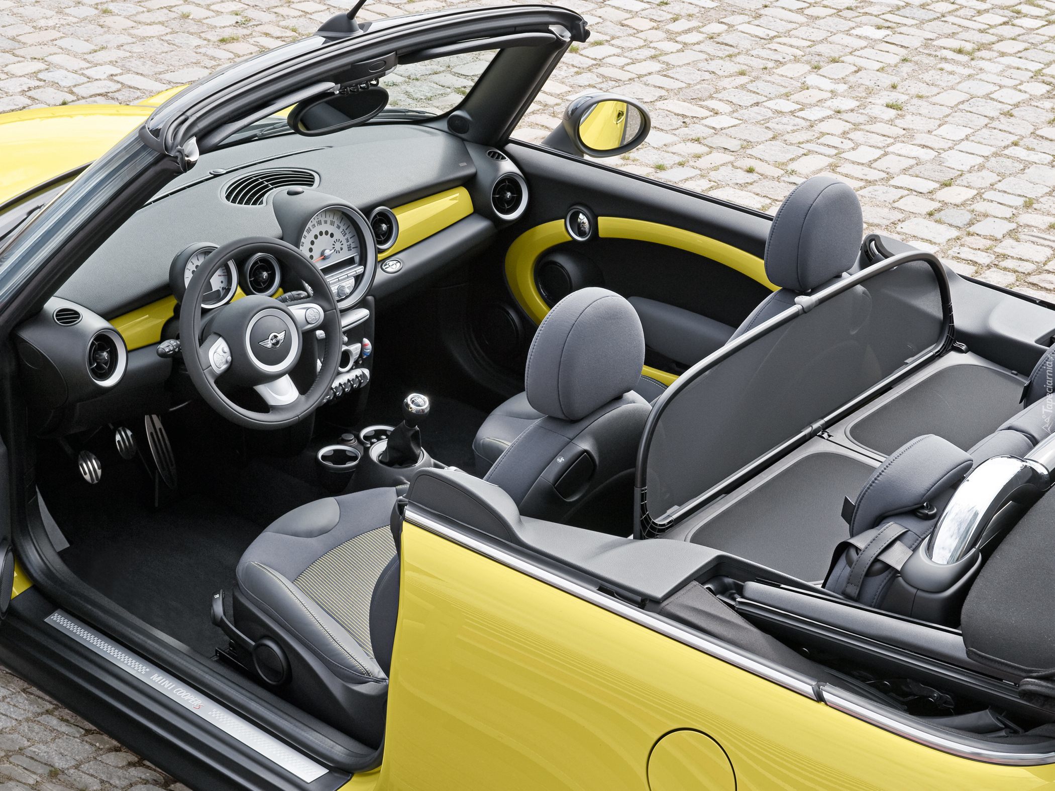 Mini Cooper Cabrio, Windshot