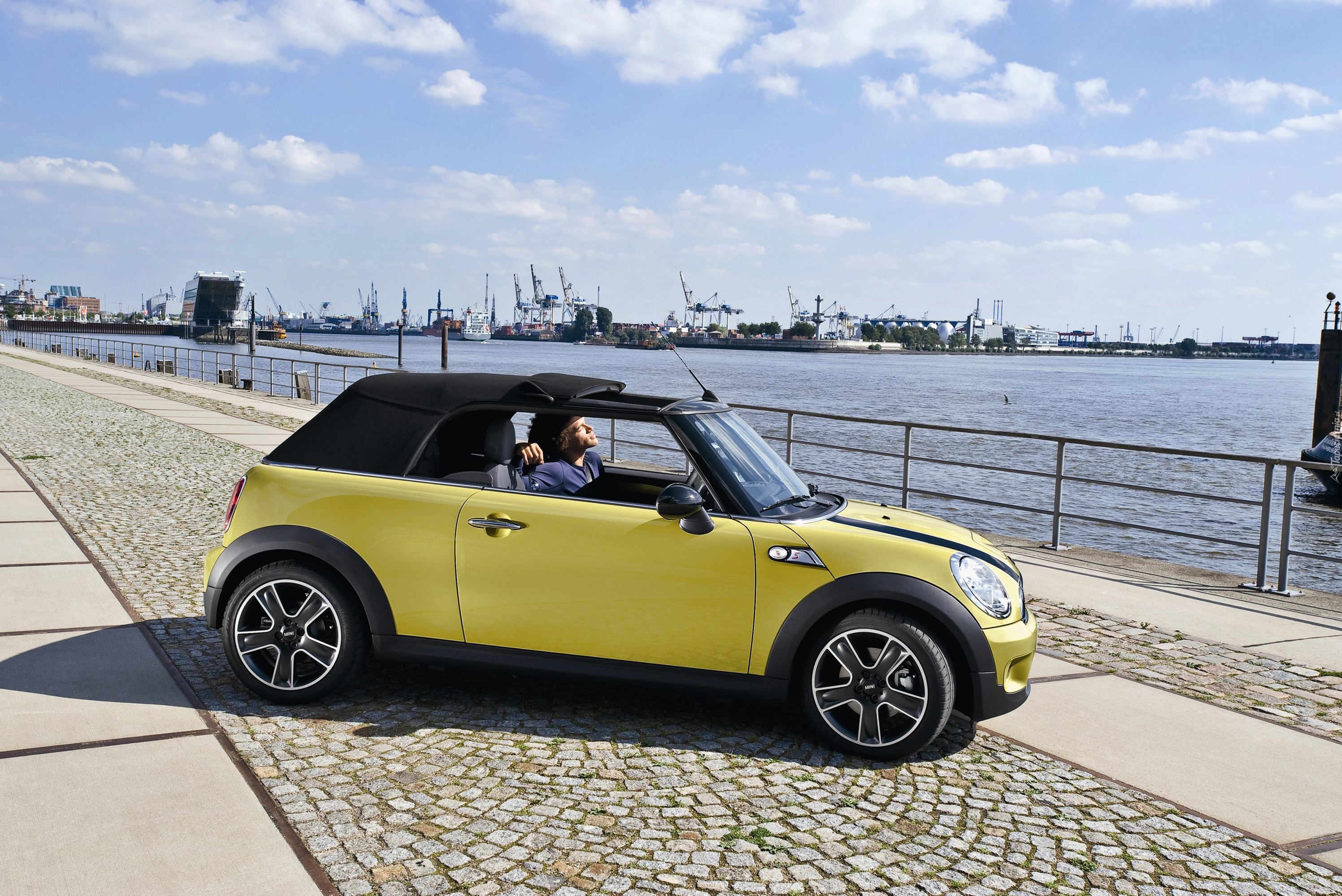 Mini Cooper Cabrio, Uchylony, Dach