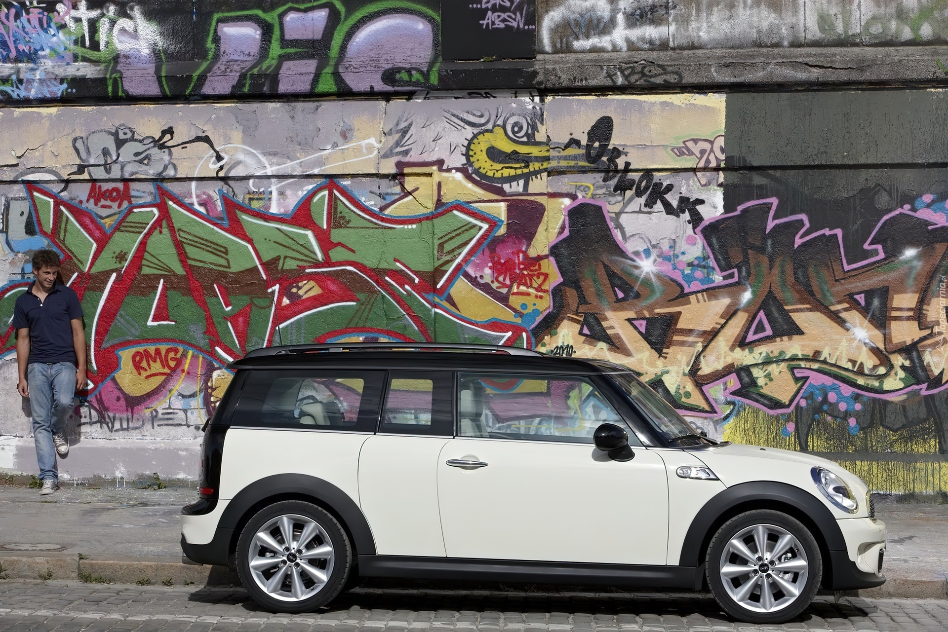 Mini Clubman, Graffiti