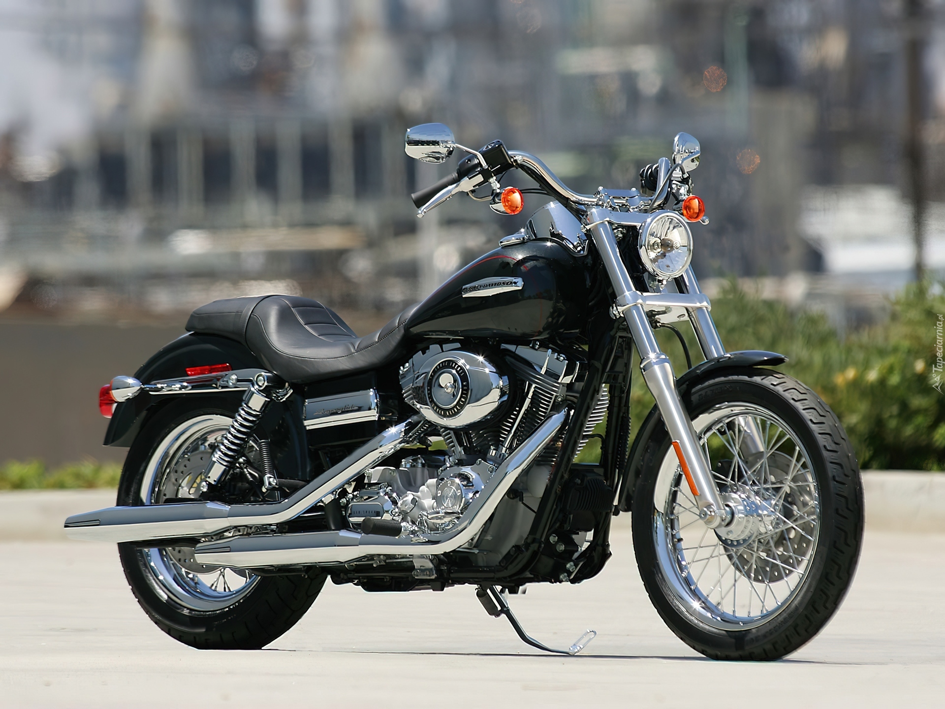 Harley-Davidson Dyna Super Glide Custom