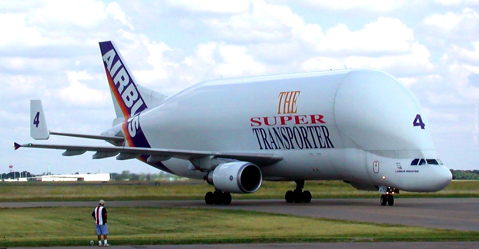 Airbus A300 Beluga, Lotnisko