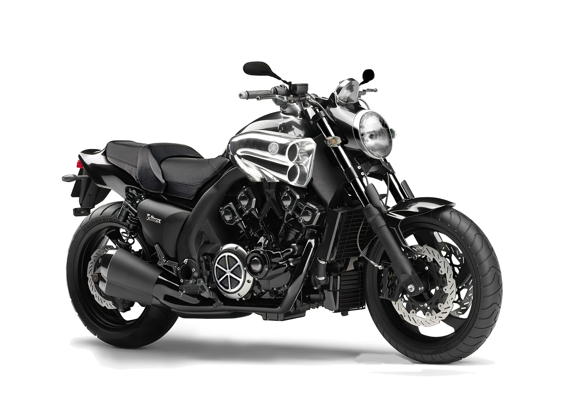 Yamaha V-Max, Wloty, Powietrza