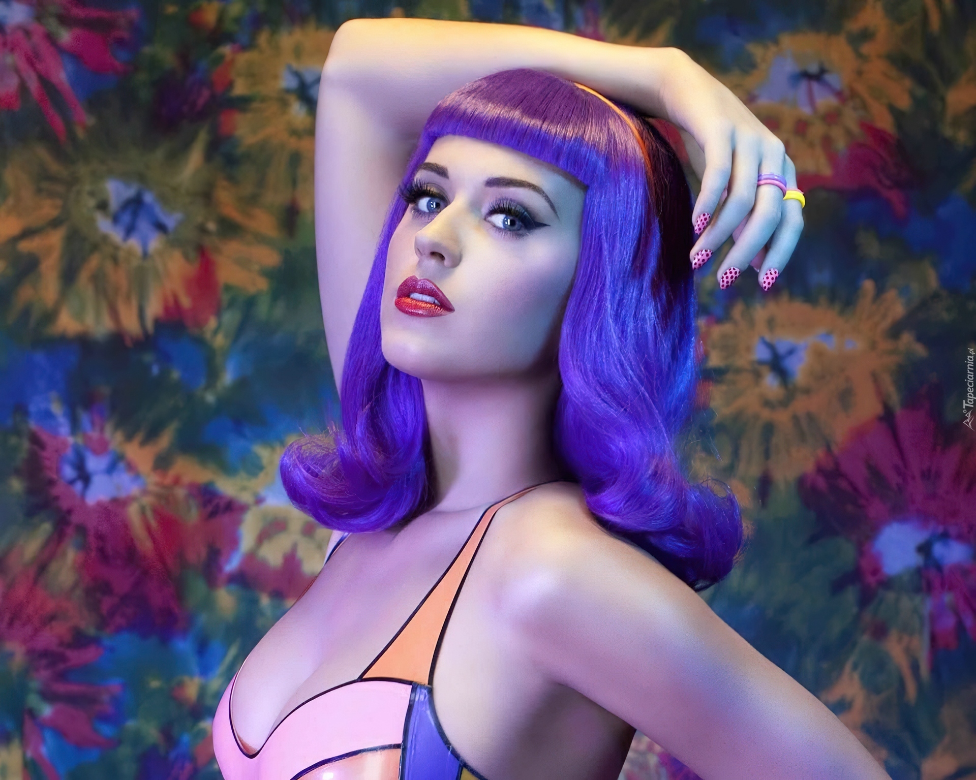 Katy Perry, Fioletowa, Peruka