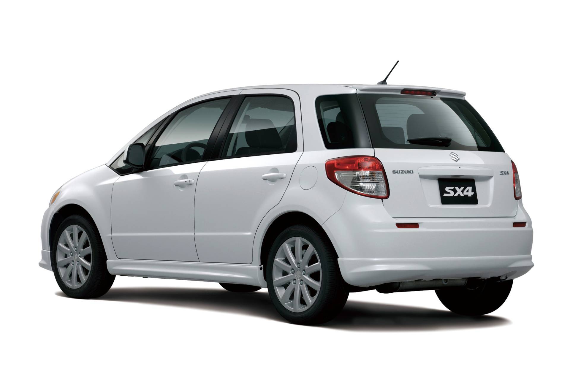 Białe, Suzuki SX4