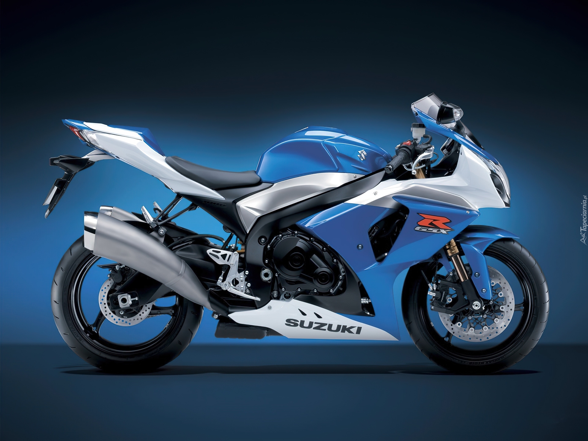 Suzuki GSX-R1000, Dekle, Silnika