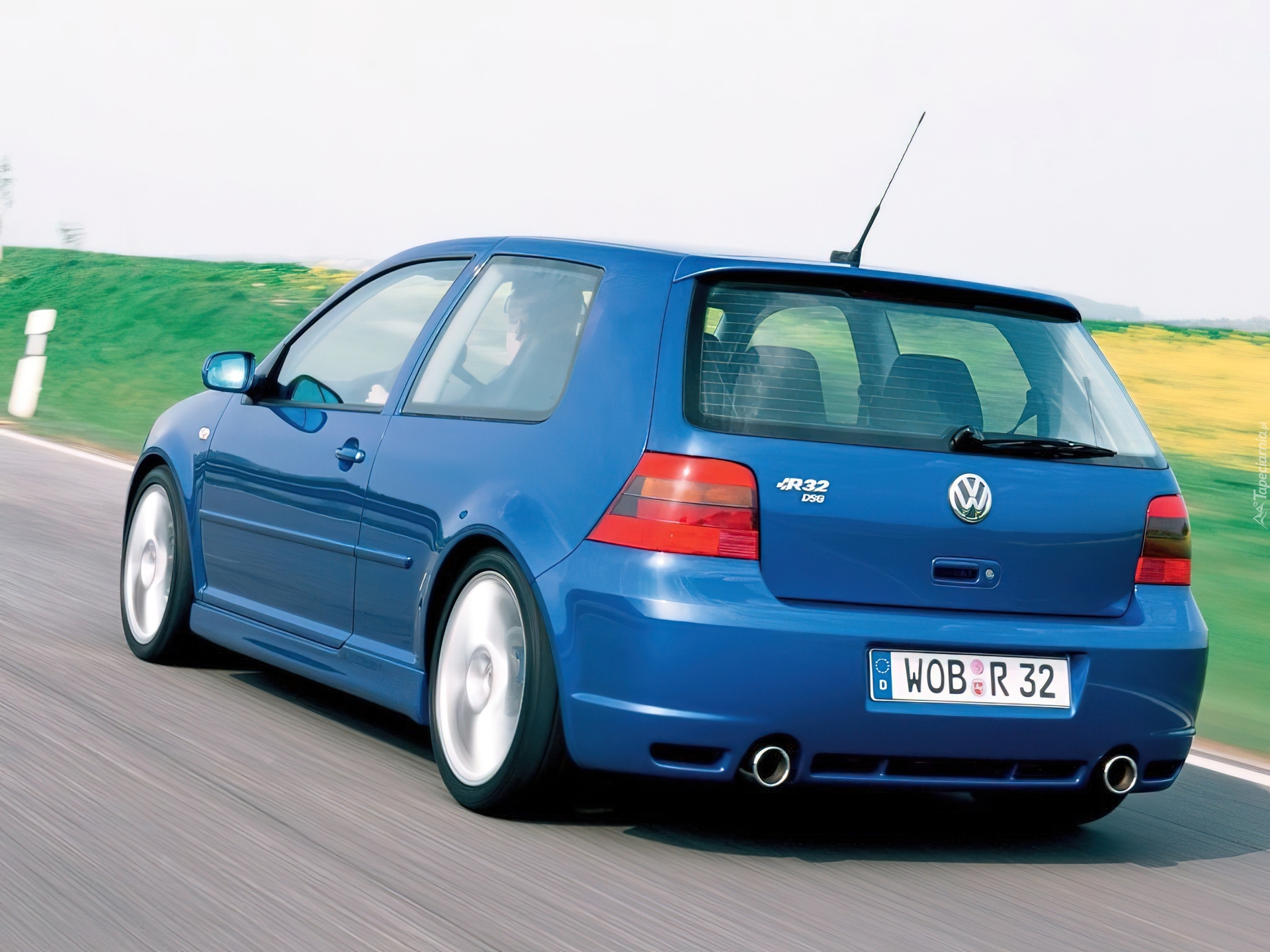 Volkswagen Golf 5, R32