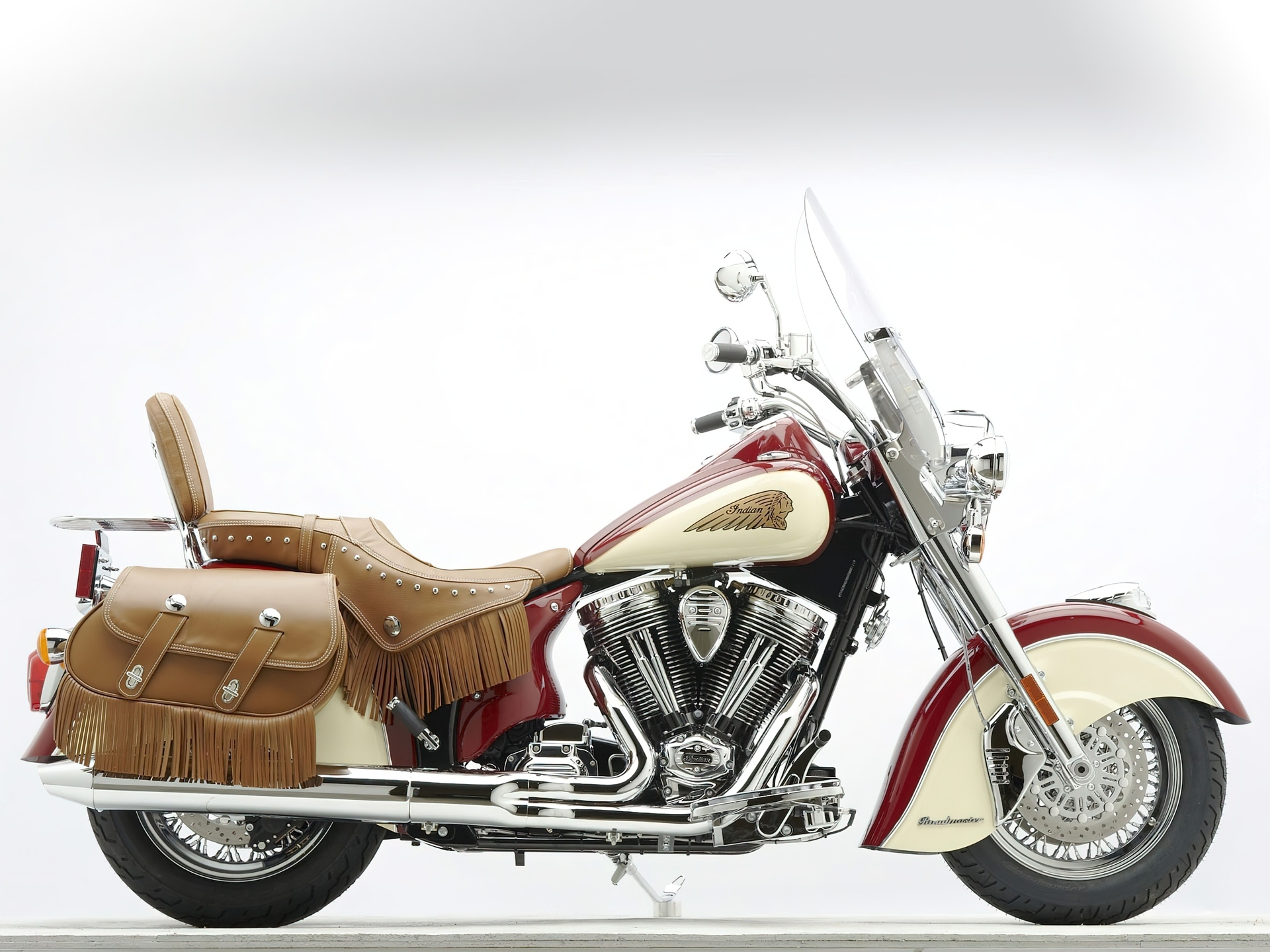 Indian Chief Roadmaster, Szyba, Sakwy, Frędzle