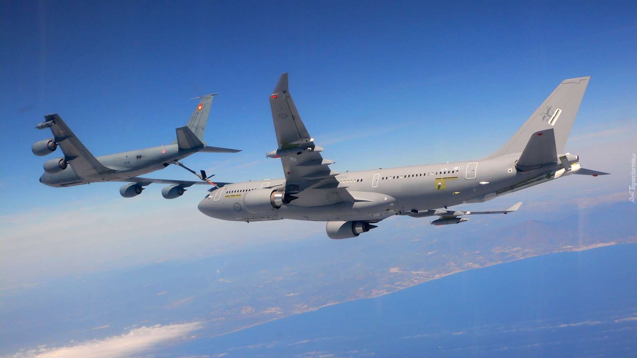 Airbus A330 MRTT, KC-135 Stratotanker