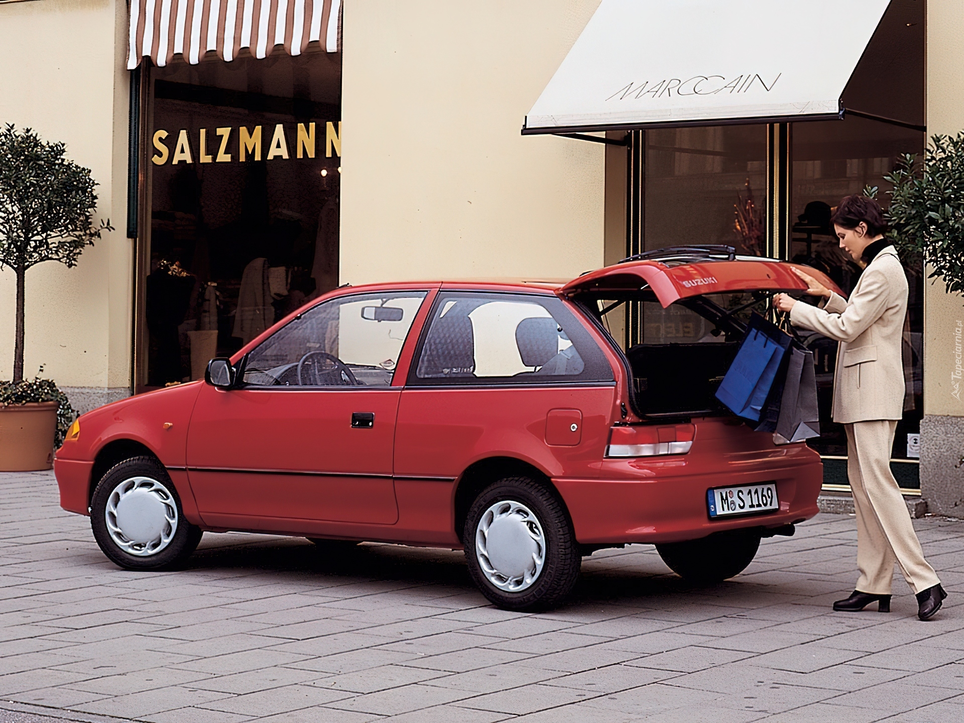 Suzuki Swift, Czerwony