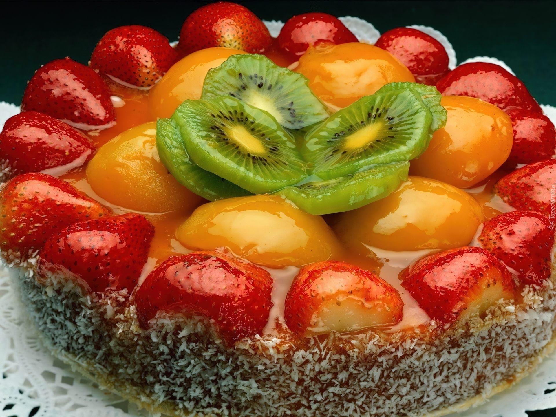 Бисквитно фруктовых пирожных. Фруктовый торт. Торт фруктовый бисквитный. Торт фруктовый рай. Торт с желе и фруктами.