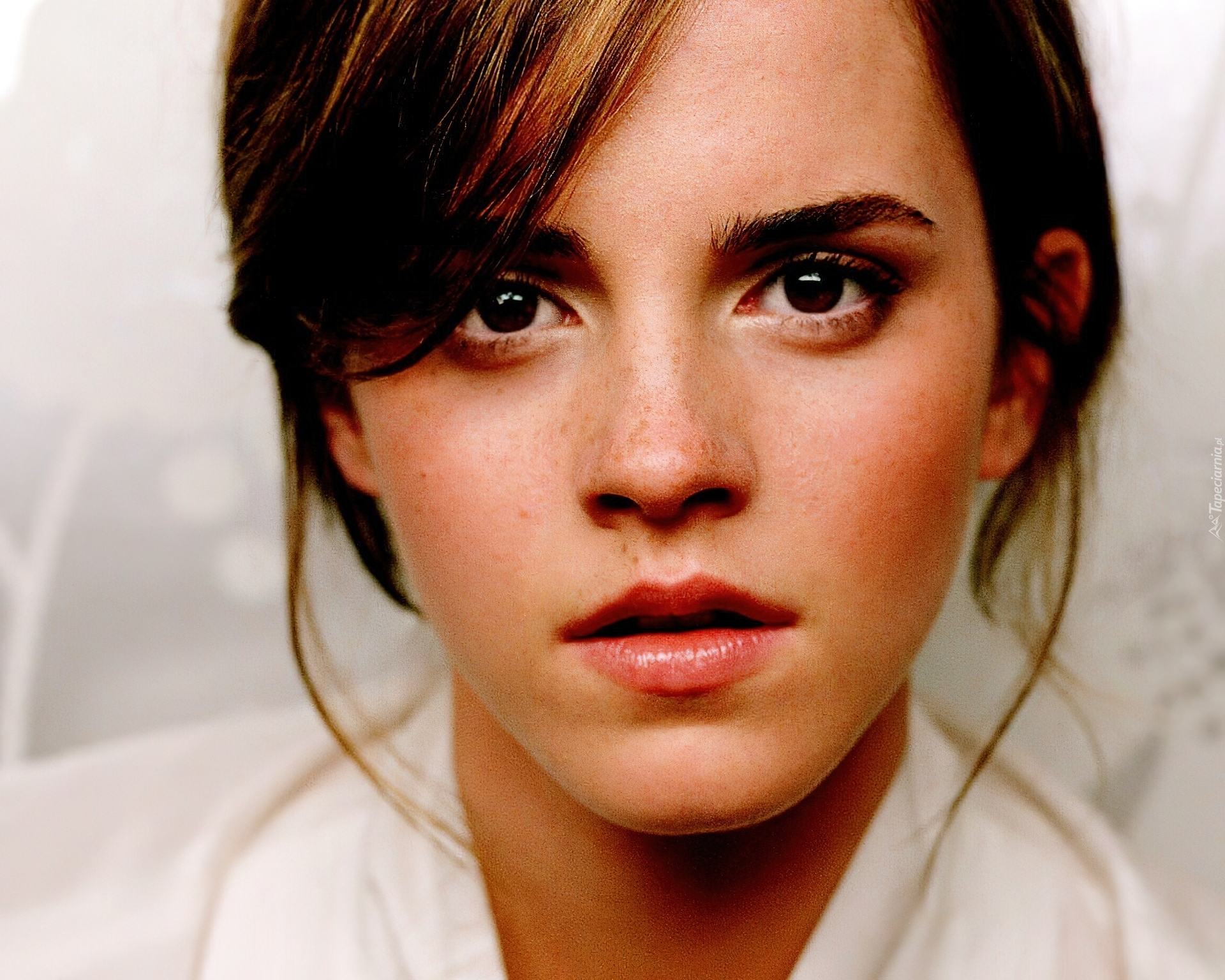Emma Watson, Piegi
