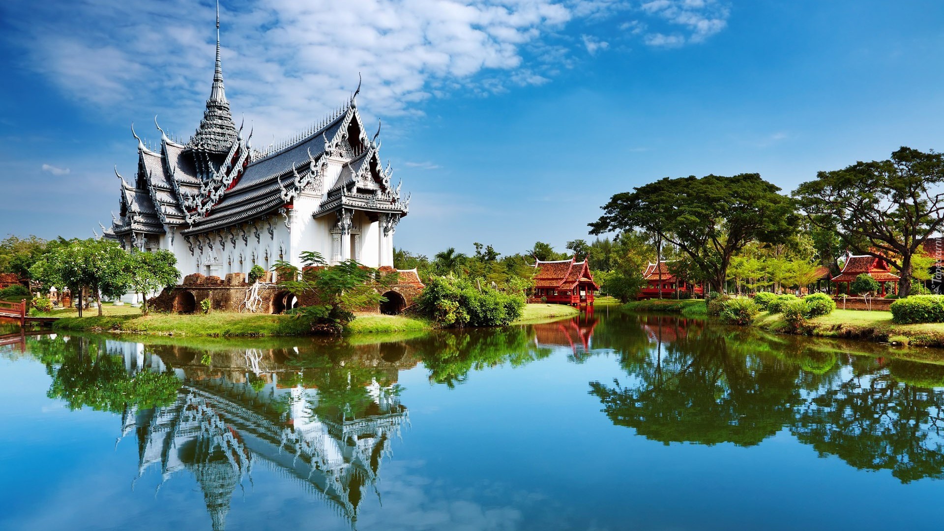 Domek, Tajlandia, Jezioro