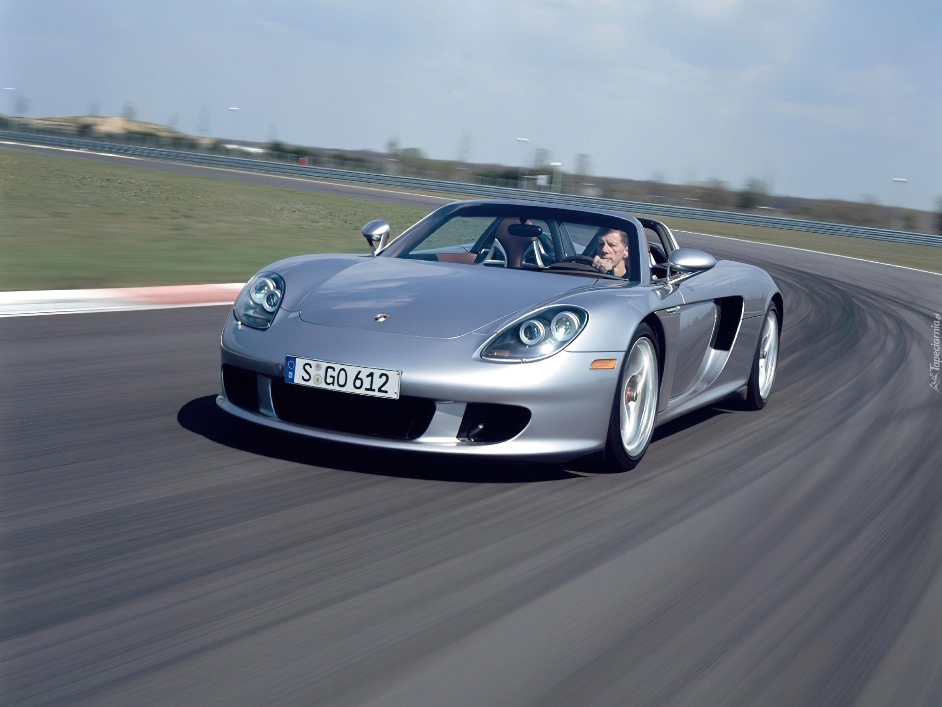 Carrera GT, Dobra przyczepność