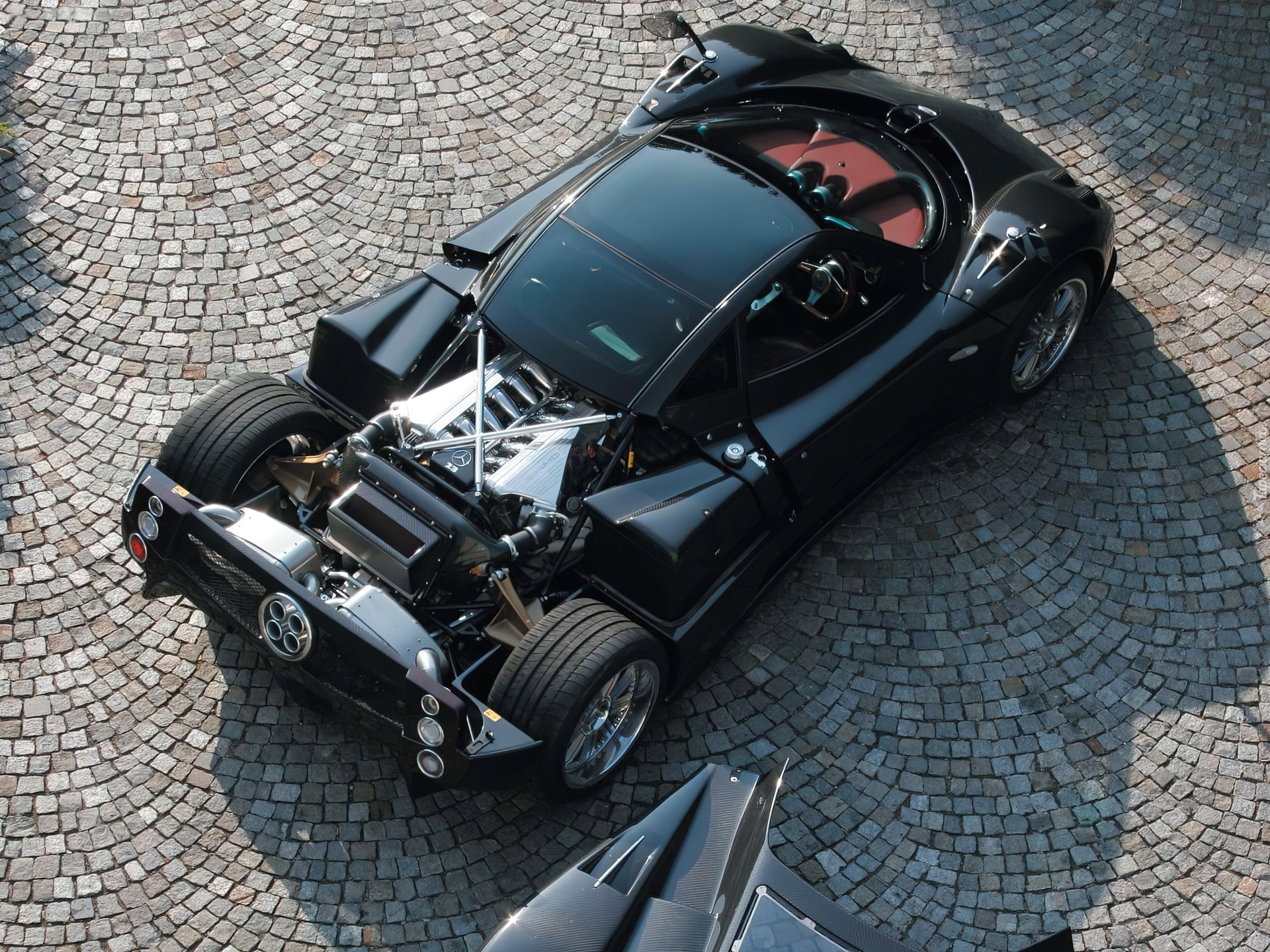 Pagani Zonda F, Silnik, AMG